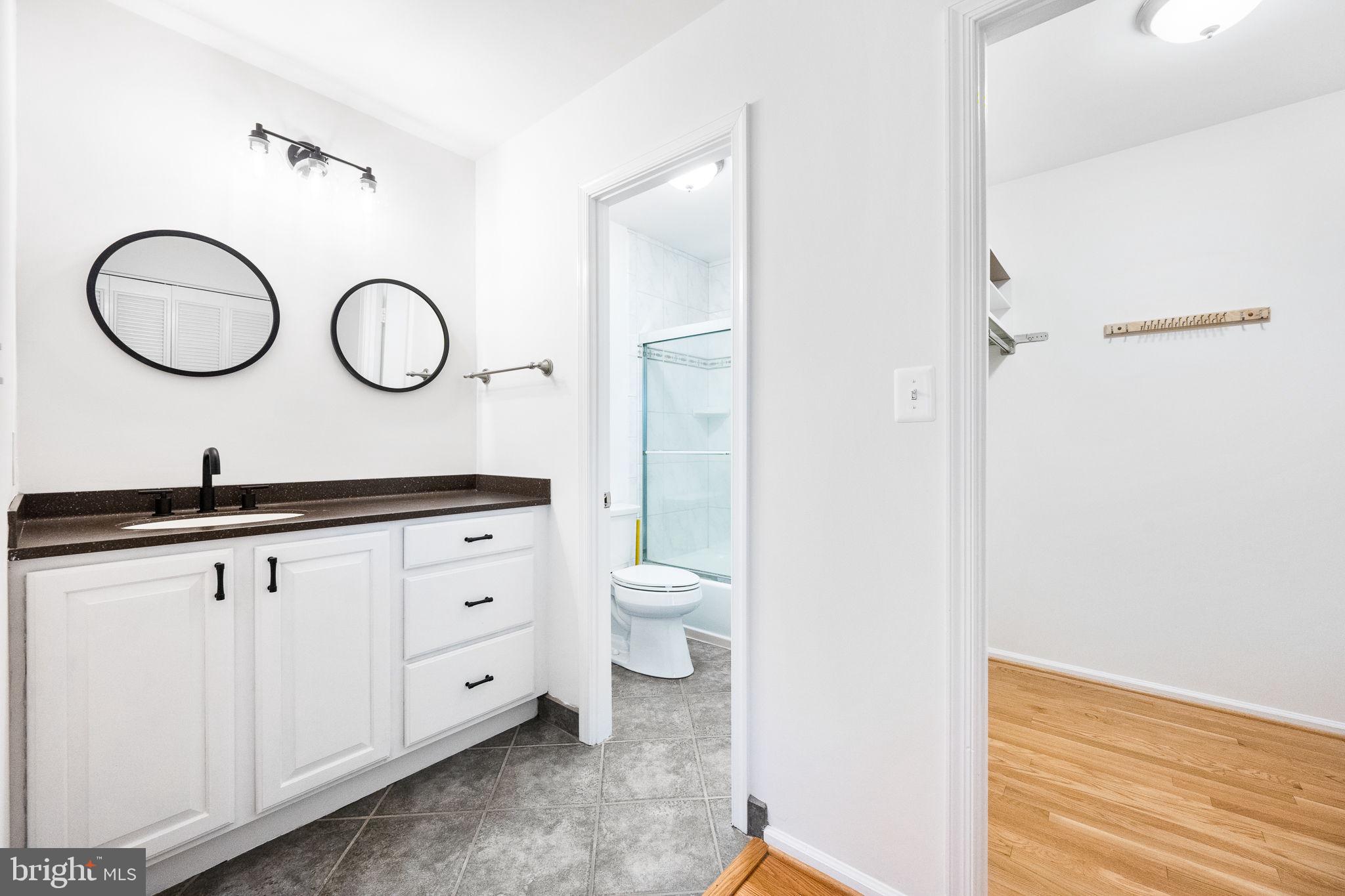 WESTLEIGH - Residential