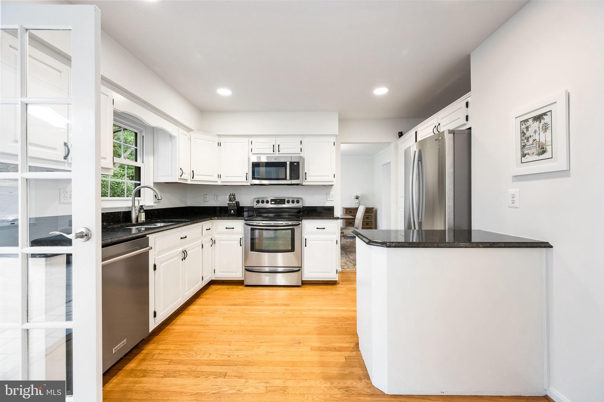 WESTLEIGH - Residential