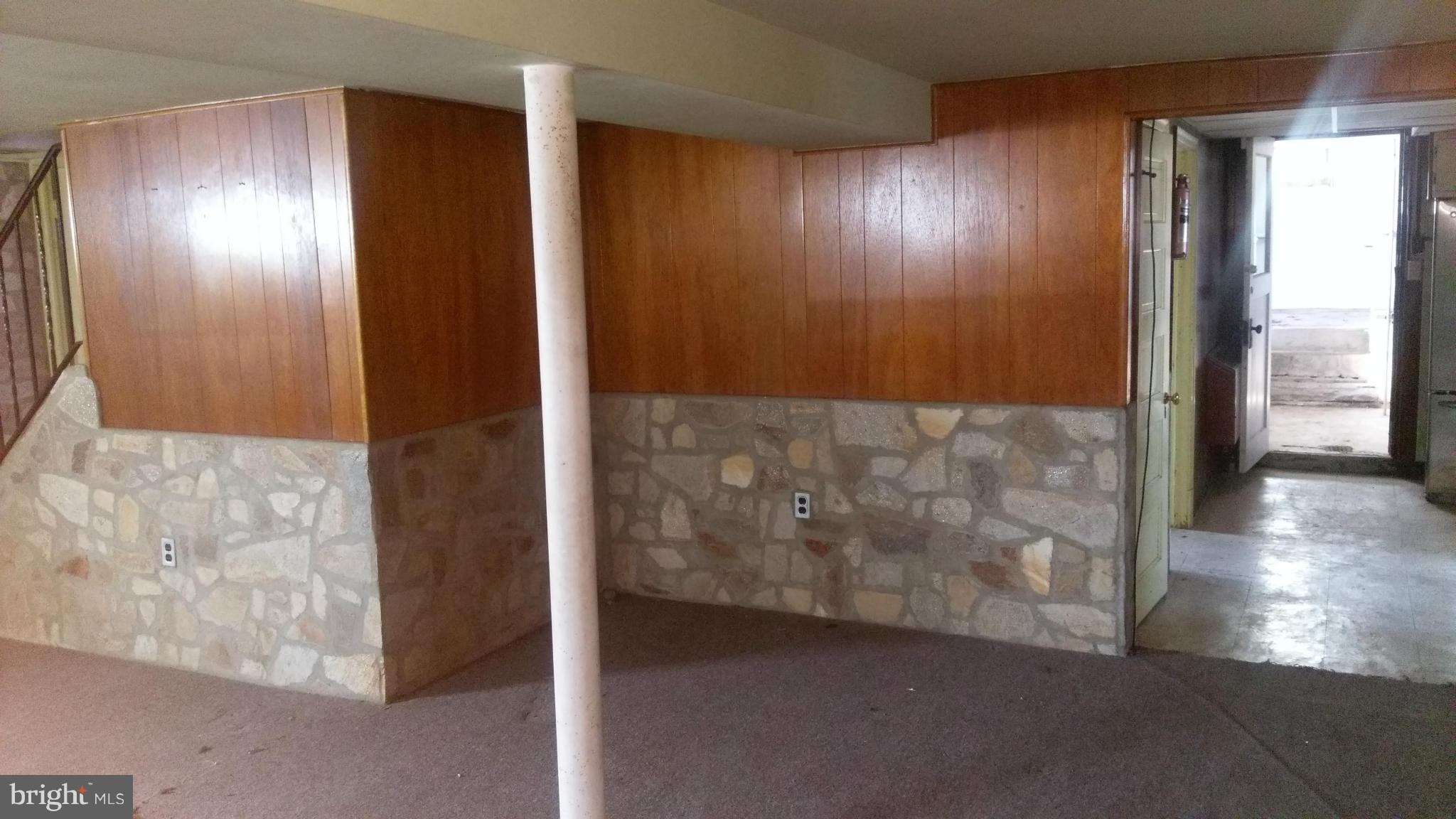 HILLENDALE PARK - Residential