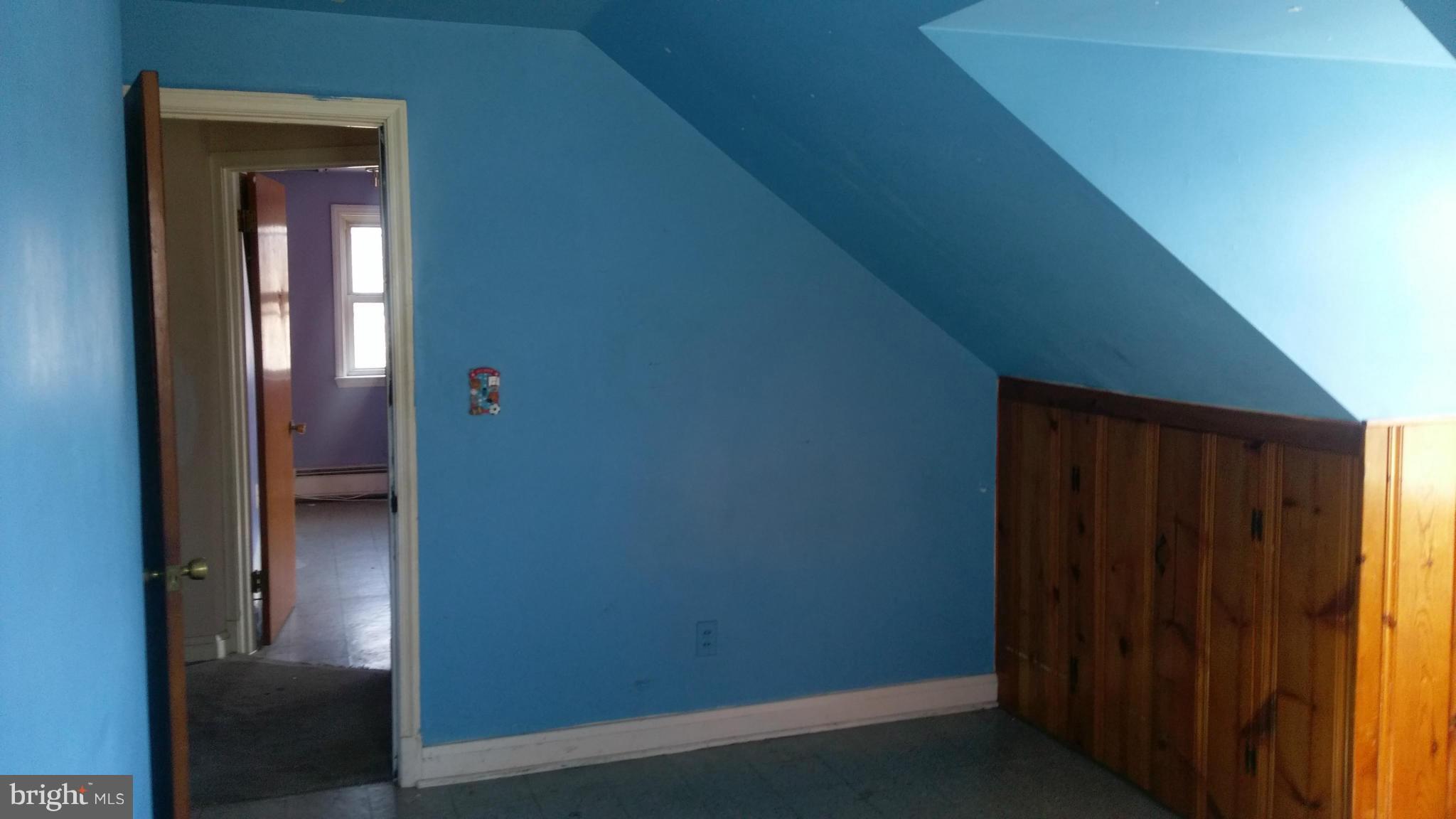 HILLENDALE PARK - Residential