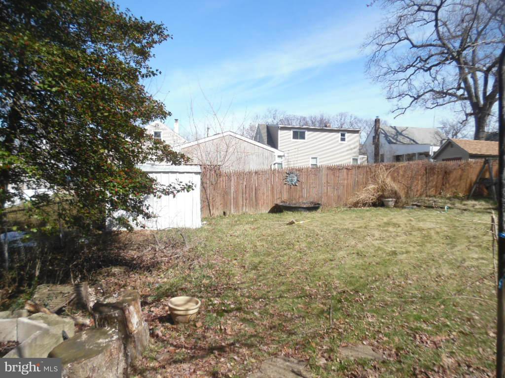 HILLENDALE PARK - Residential