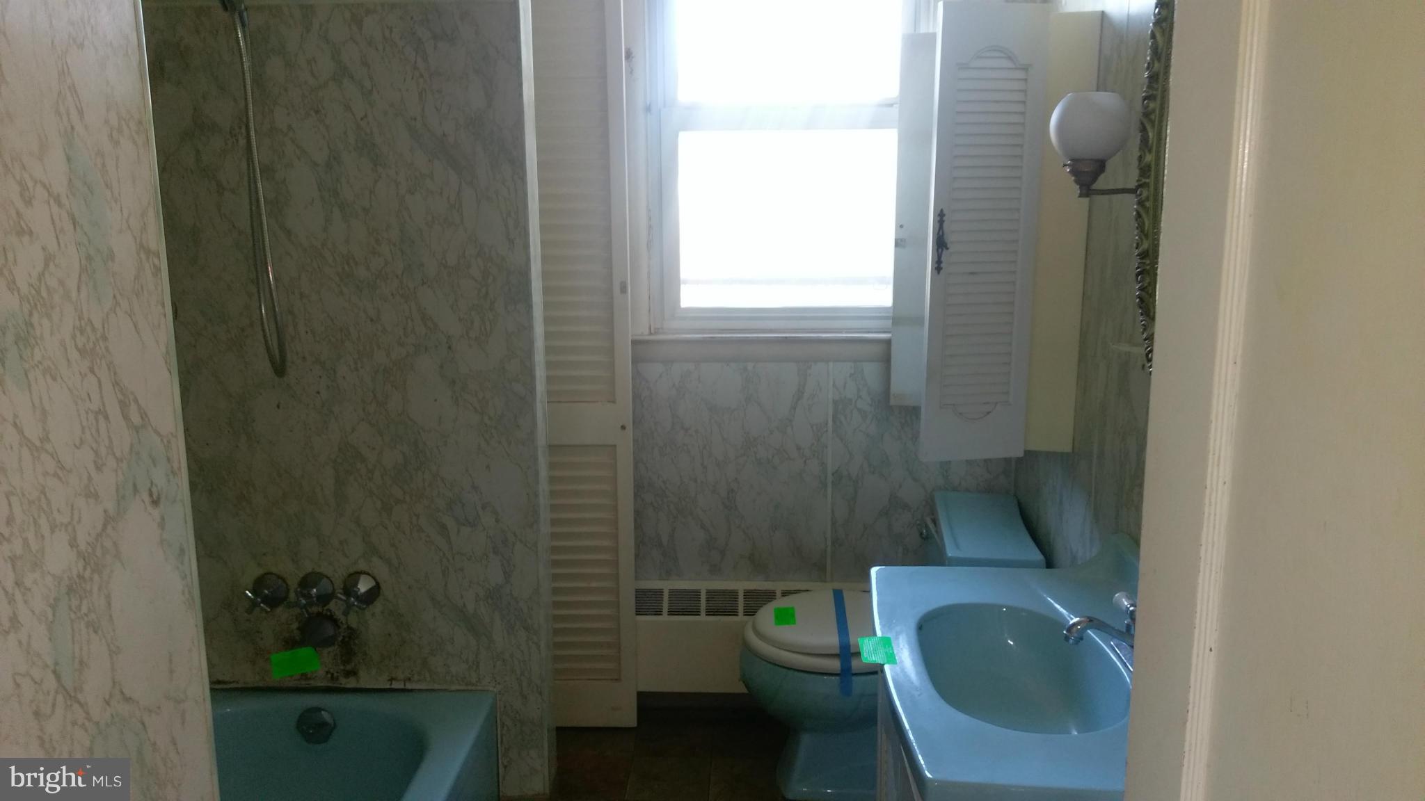 HILLENDALE PARK - Residential