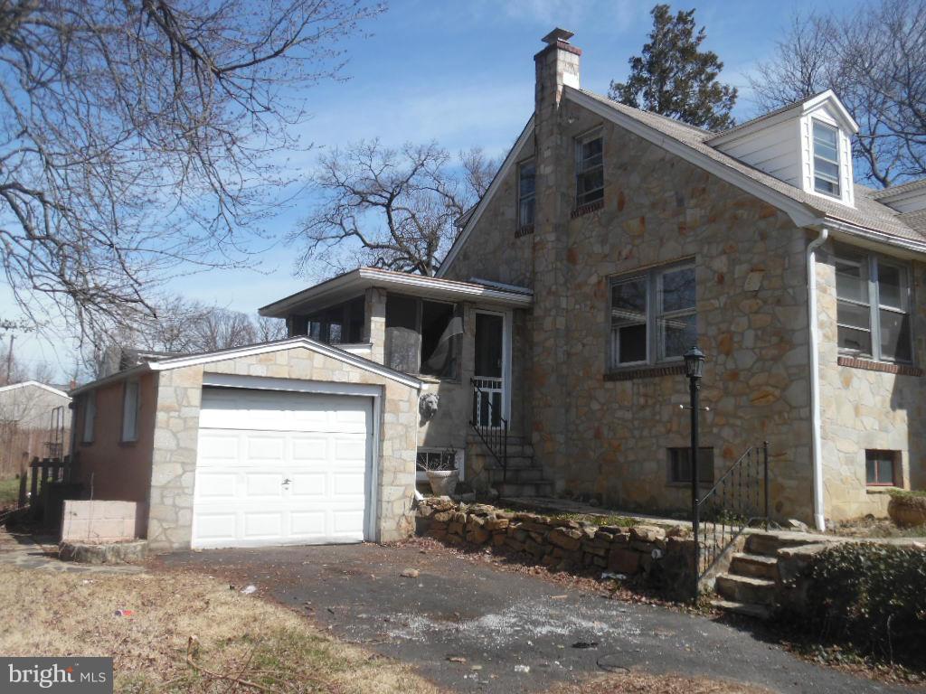 HILLENDALE PARK - Residential