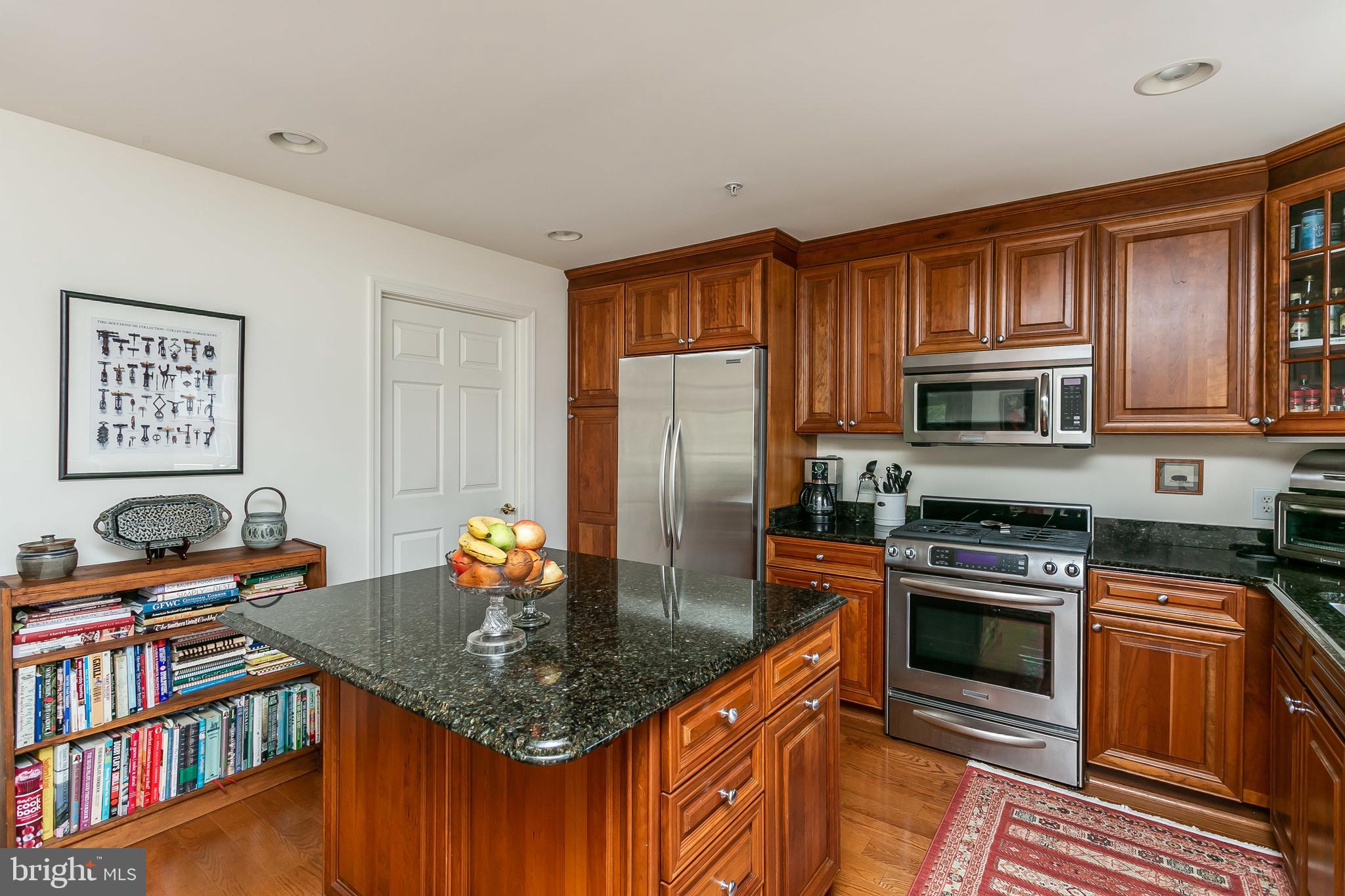 ROUNDWOOD RIDGE - Residential