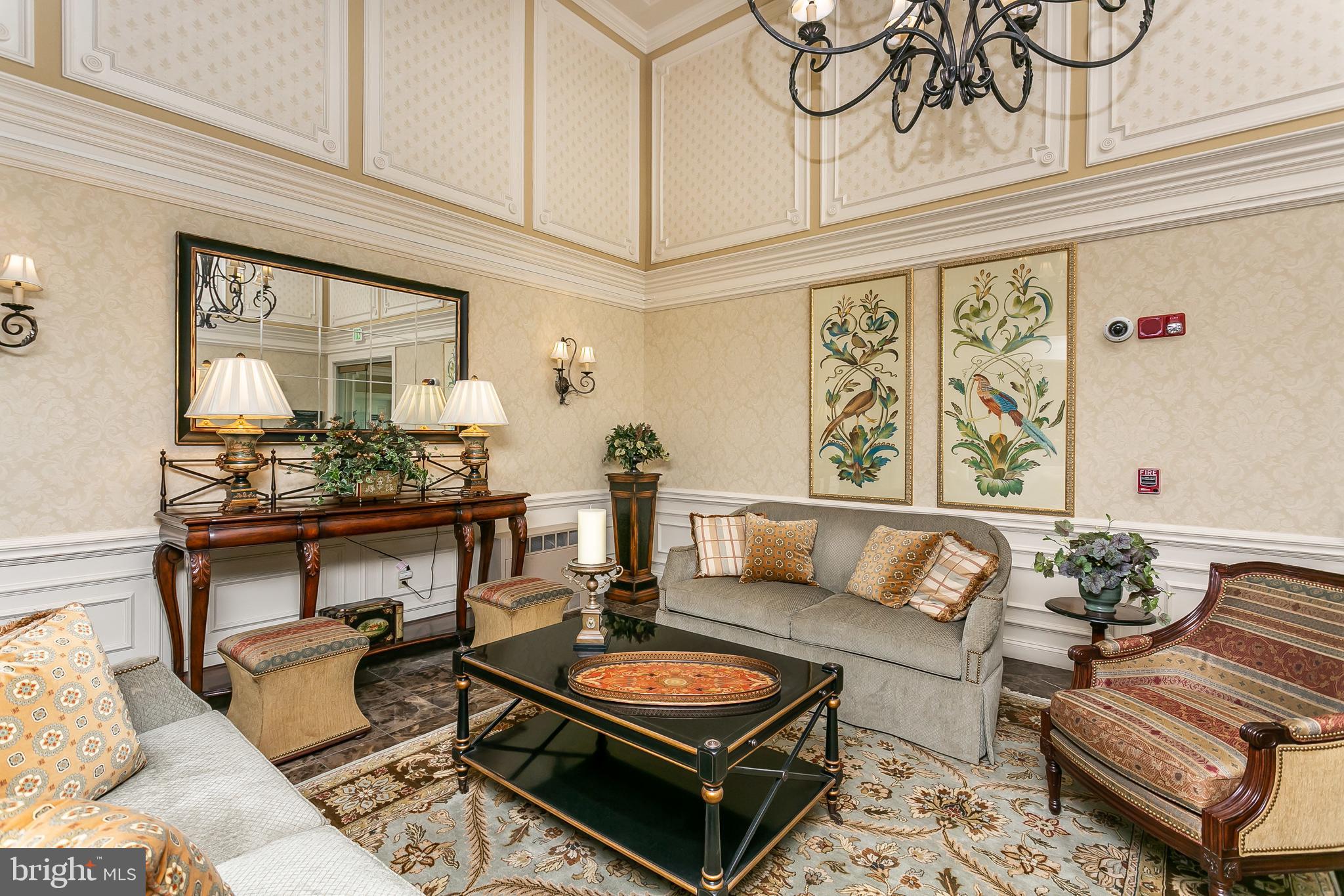 ROUNDWOOD RIDGE - Residential