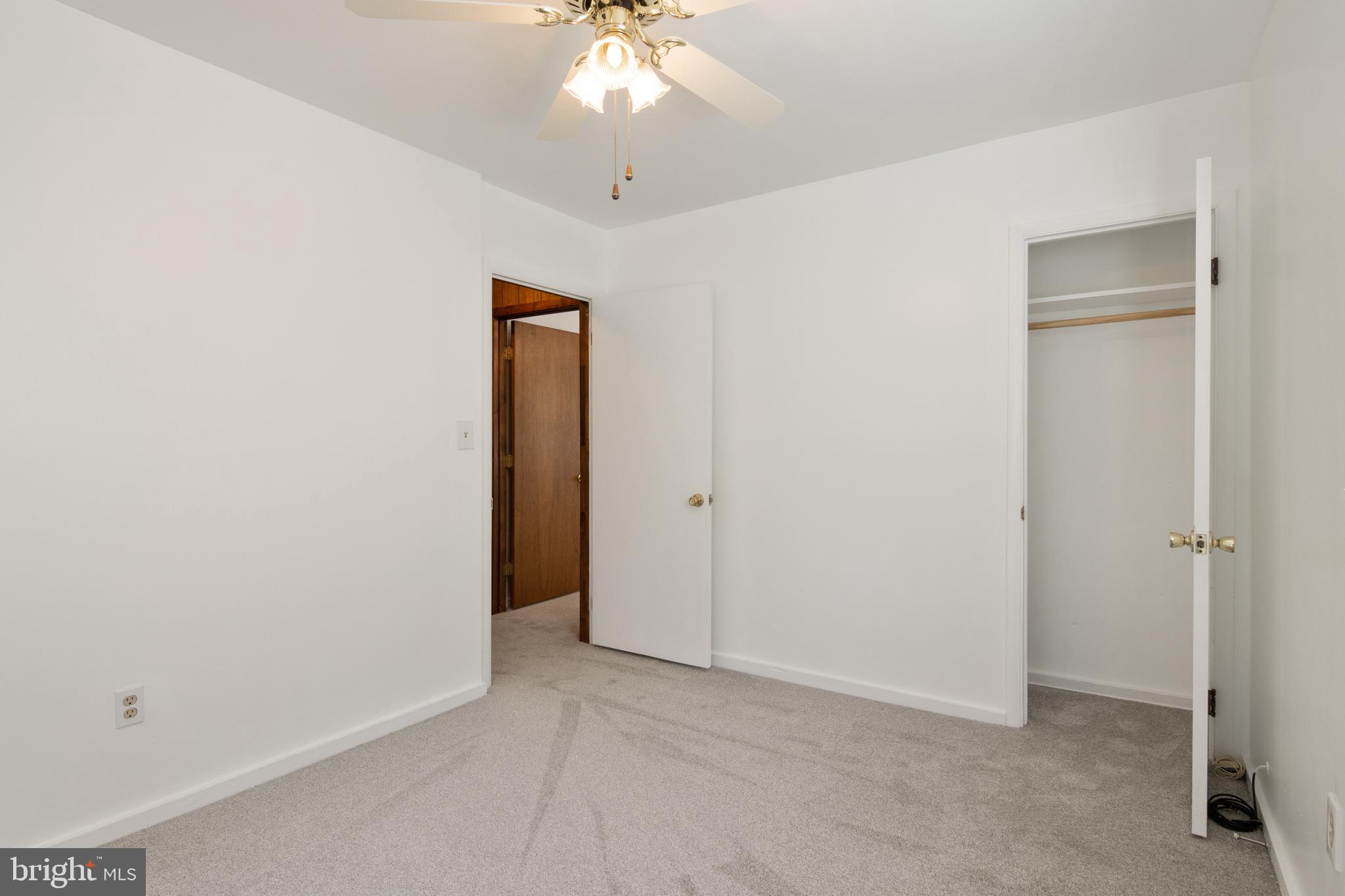 LAKE SHORE - Residential