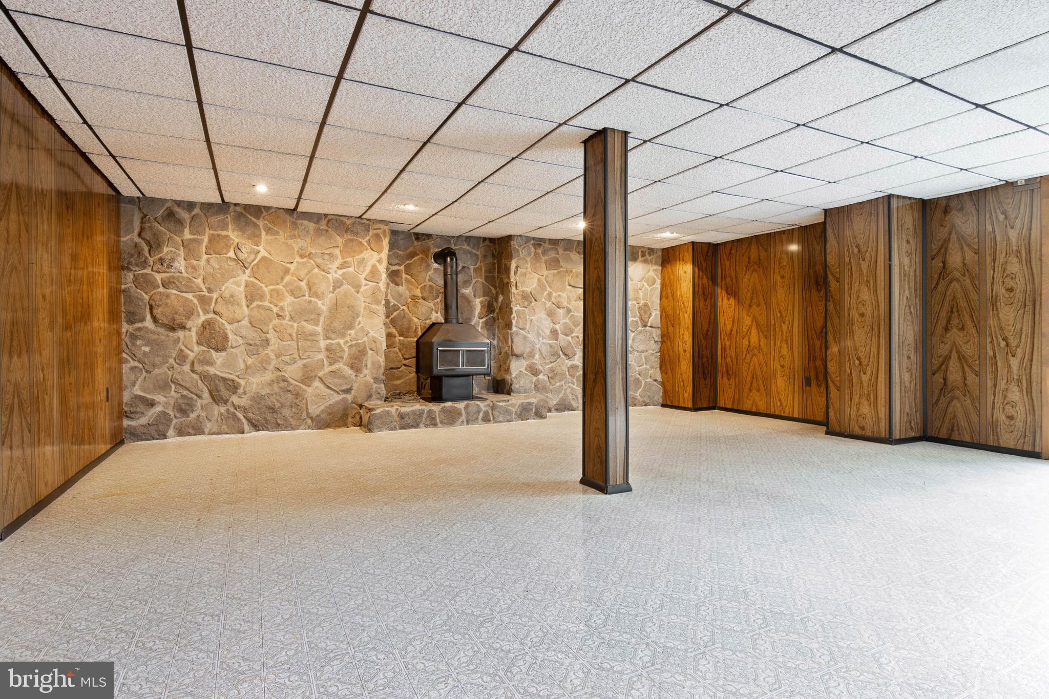 LAKE SHORE - Residential