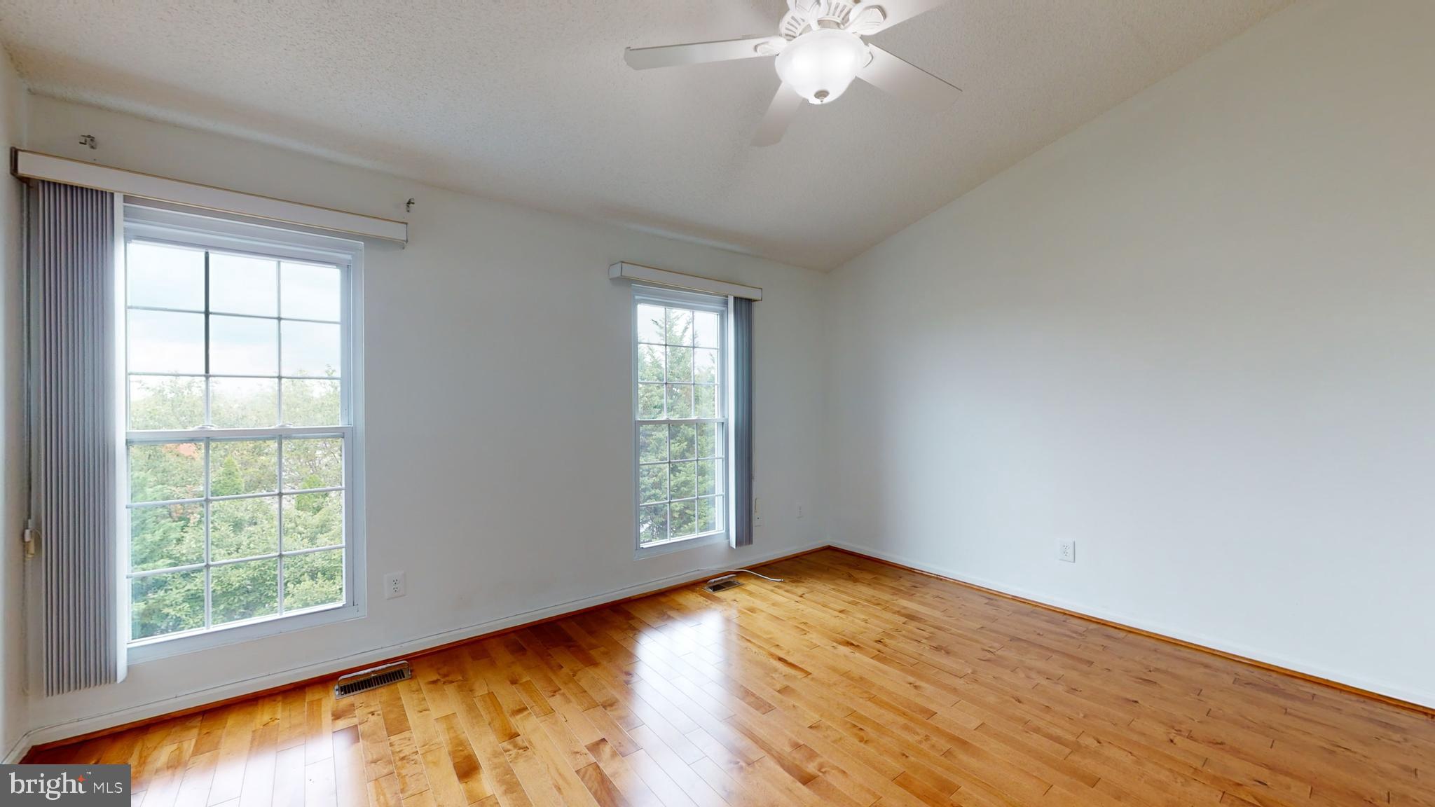 HIGHLAND MEWS - Residential