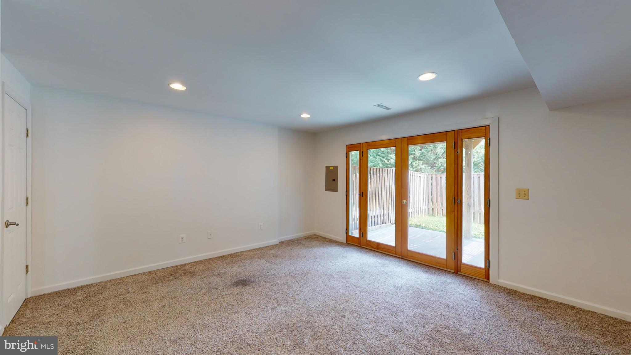 HIGHLAND MEWS - Residential