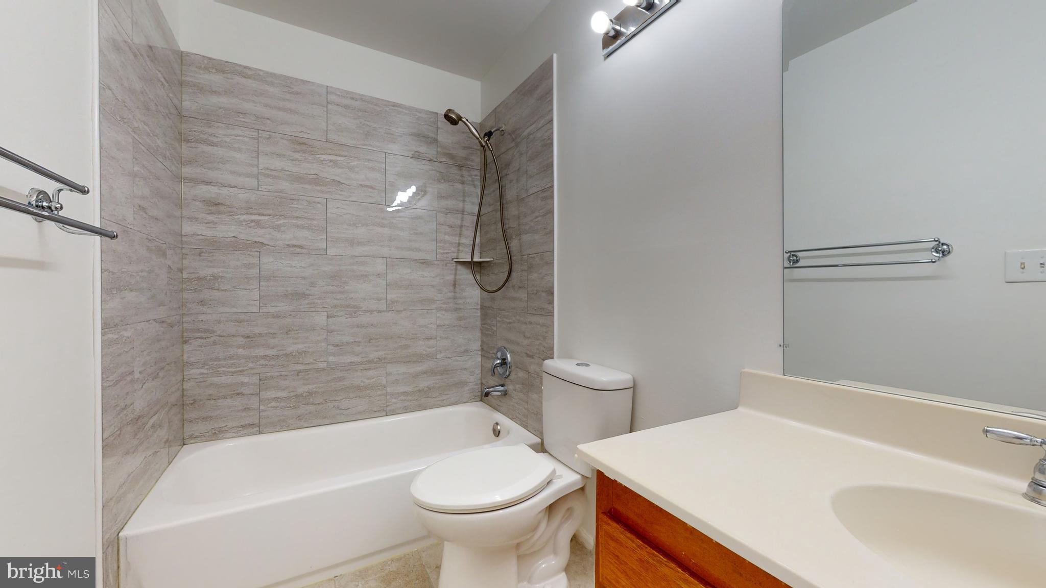 HIGHLAND MEWS - Residential