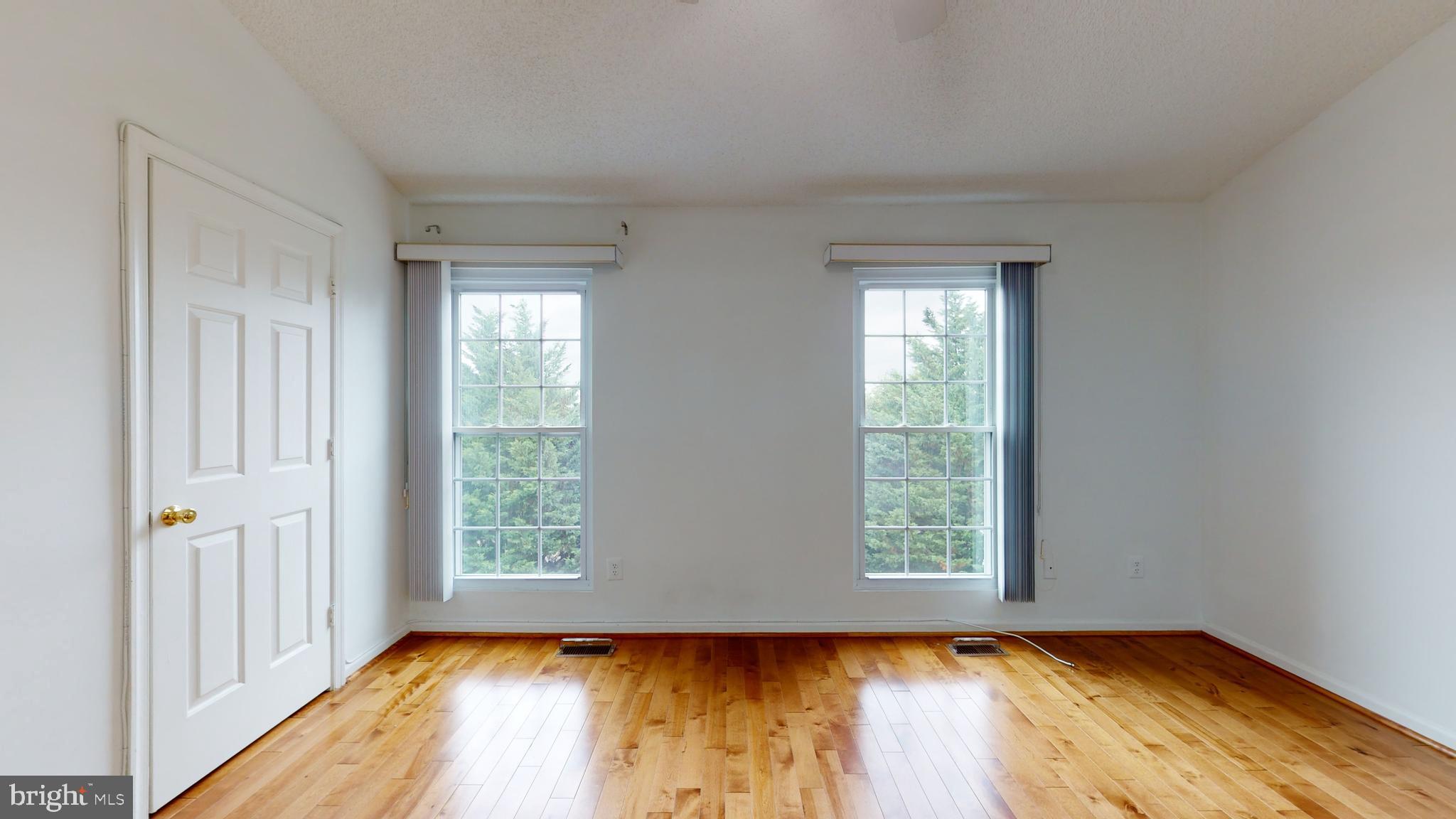 HIGHLAND MEWS - Residential