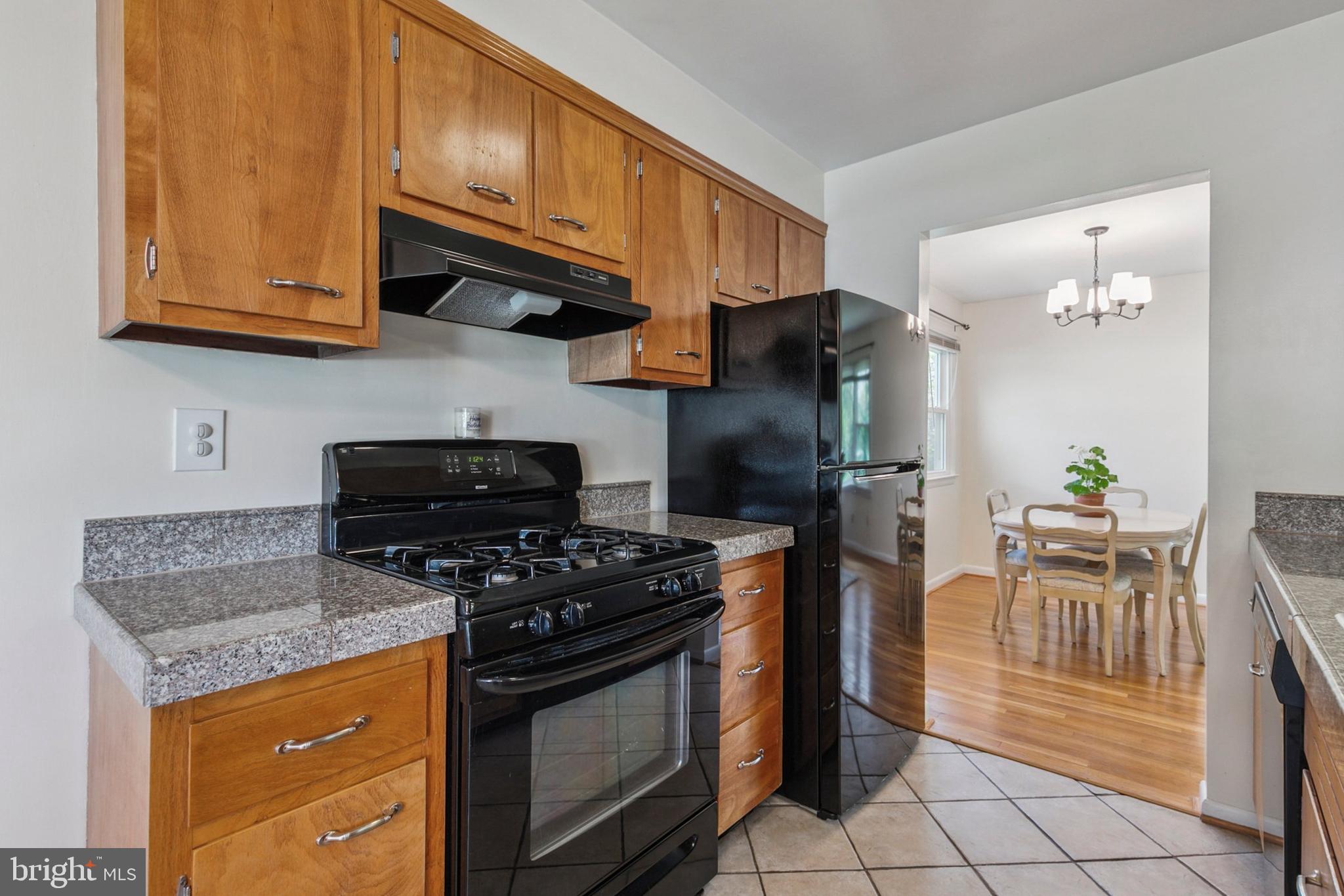 MILL CREEK TOWNE - Residential