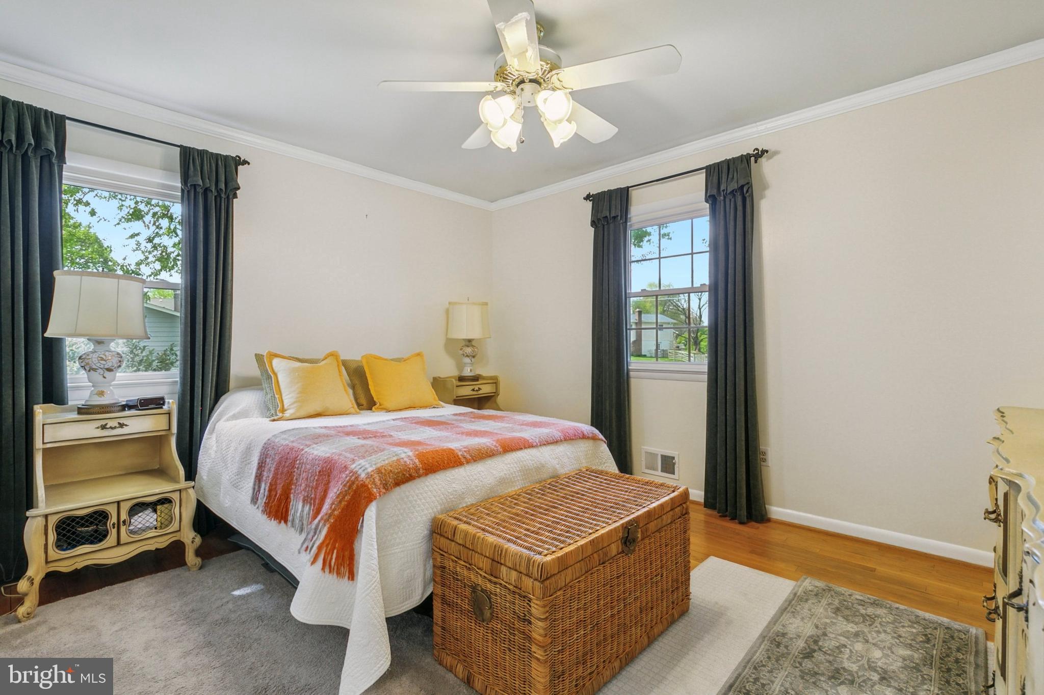 MILL CREEK TOWNE - Residential