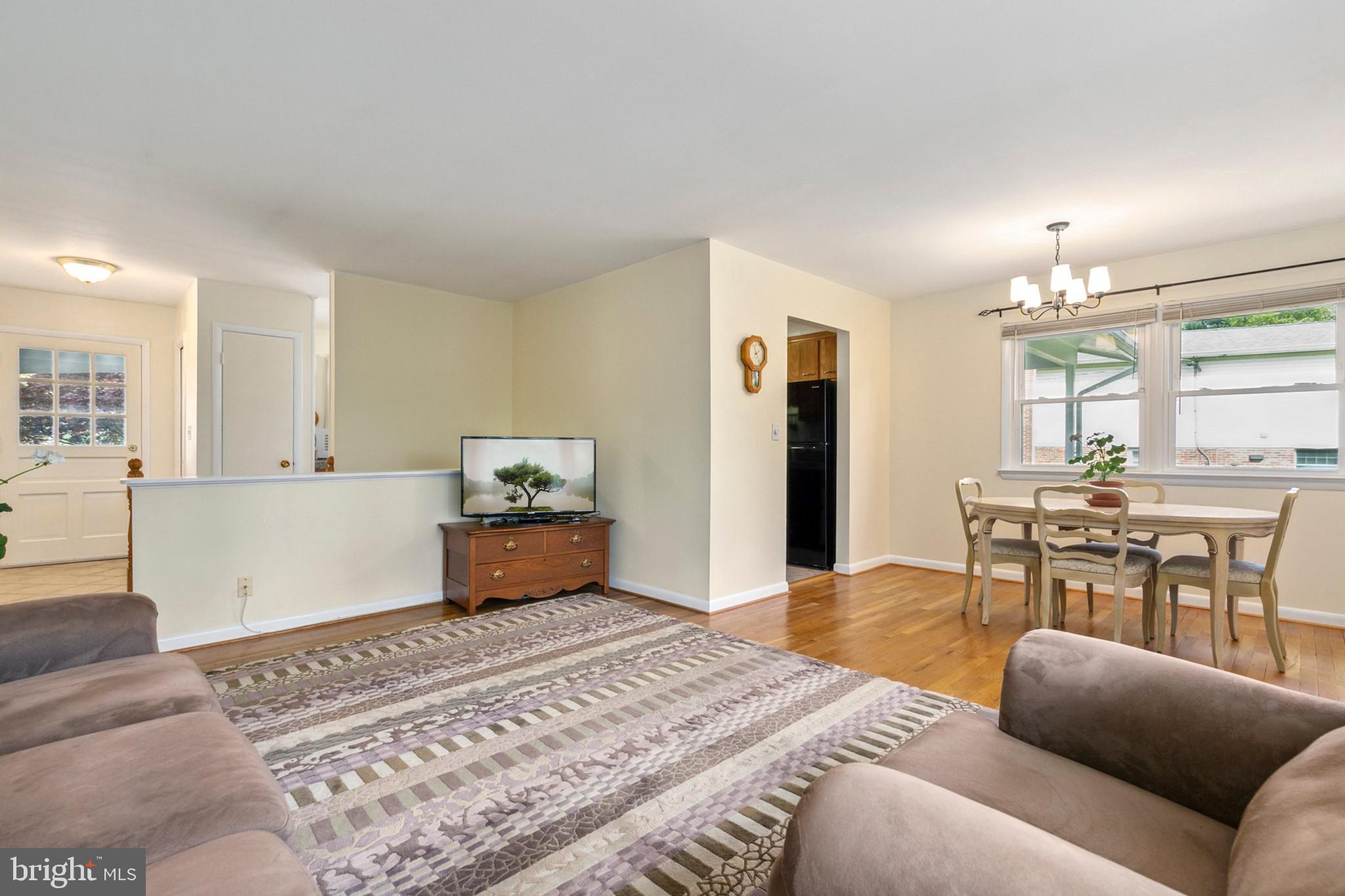 MILL CREEK TOWNE - Residential