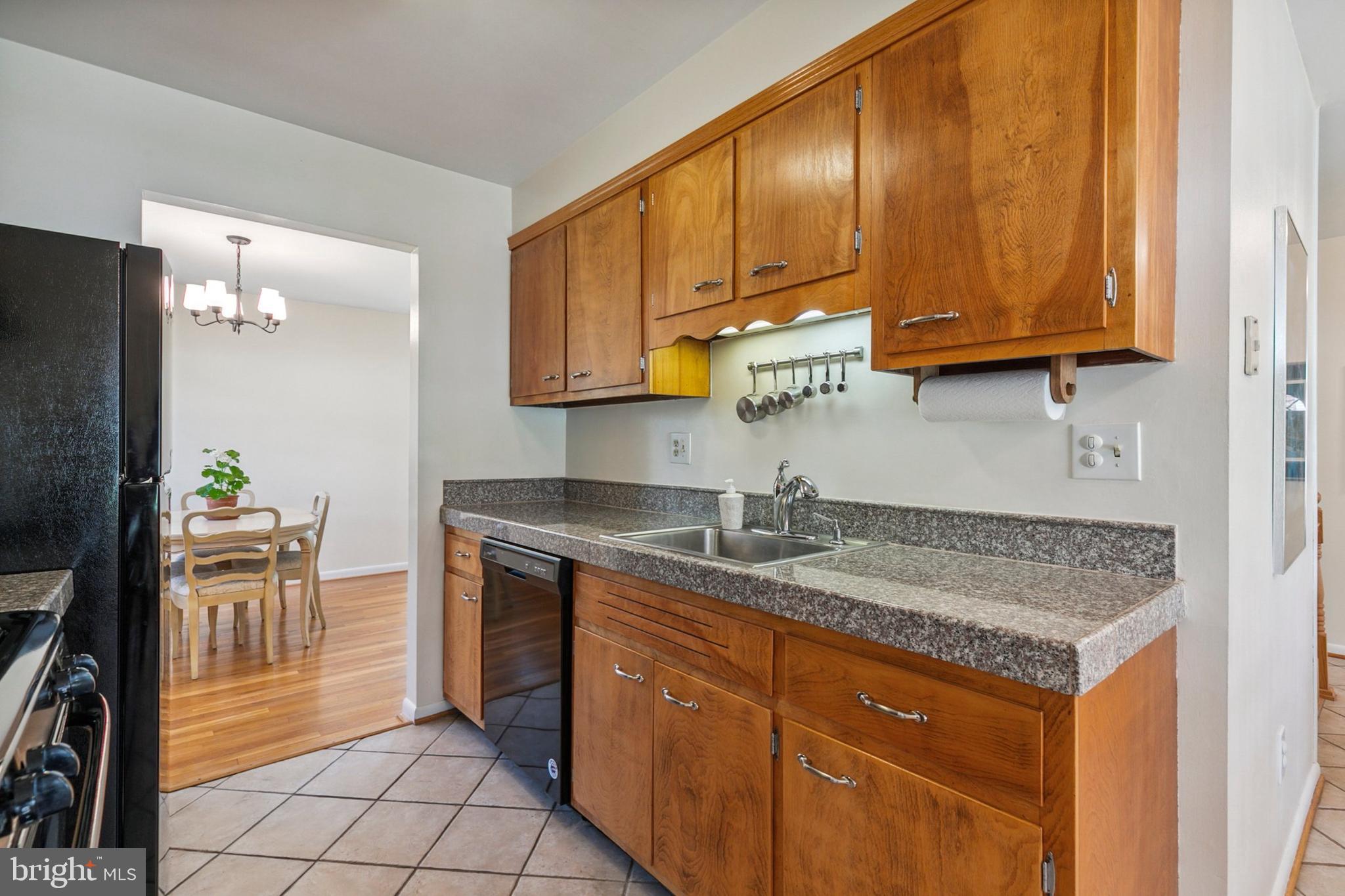 MILL CREEK TOWNE - Residential