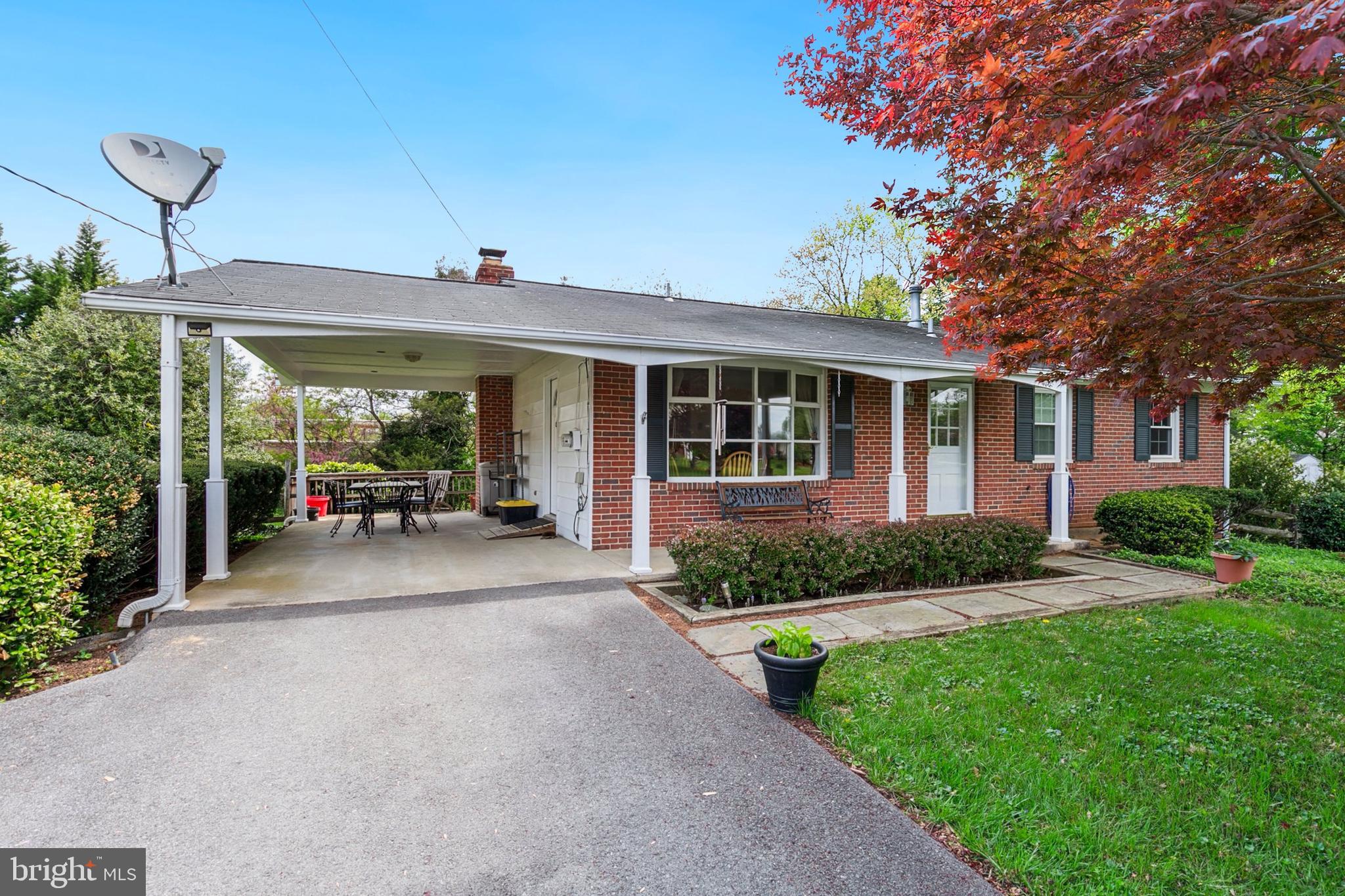 MILL CREEK TOWNE - Residential