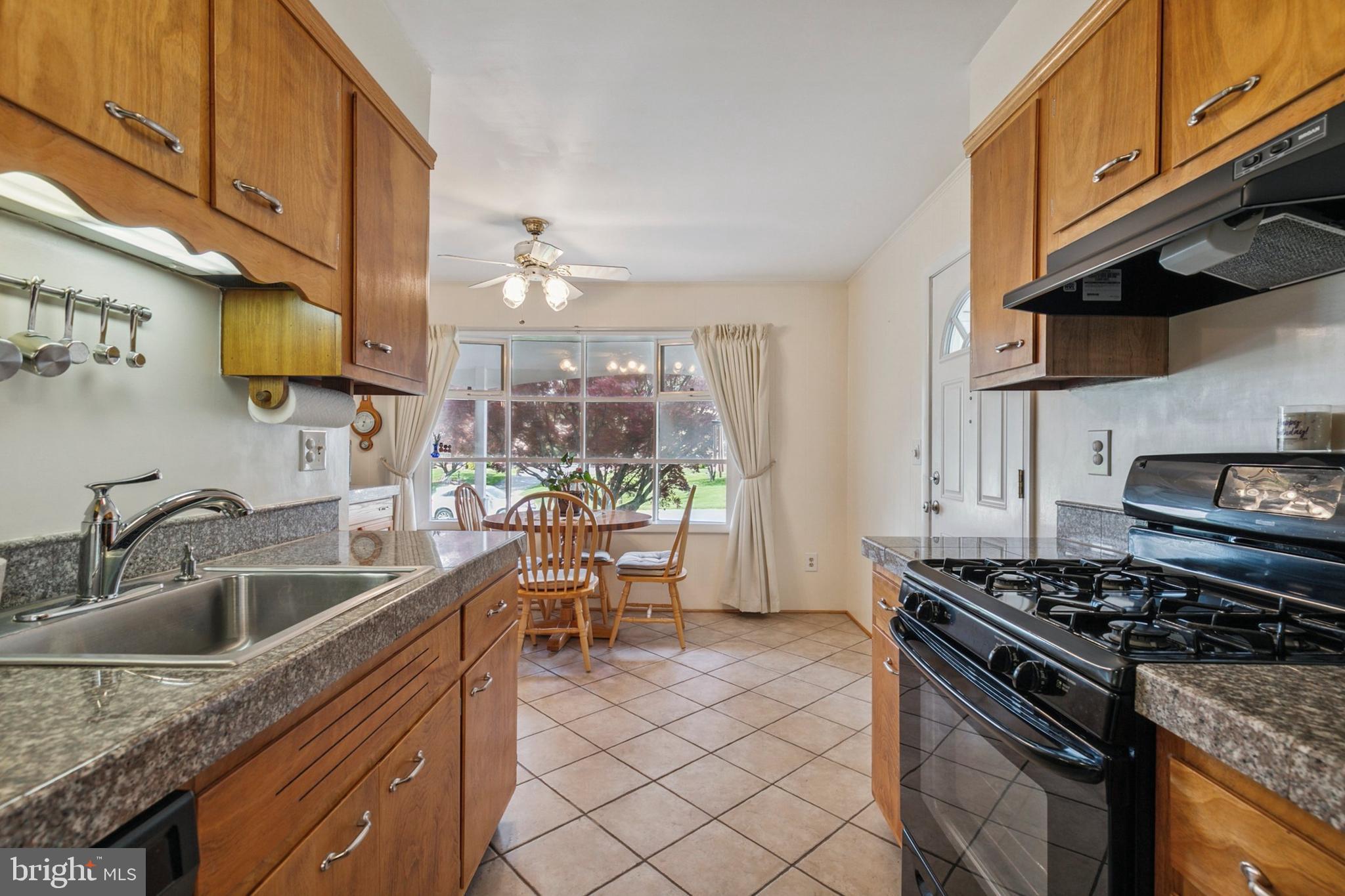 MILL CREEK TOWNE - Residential