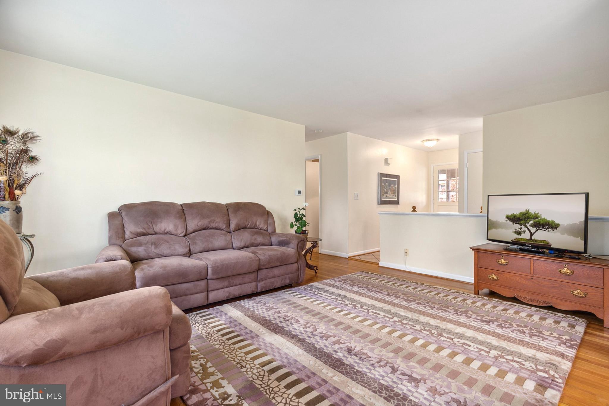 MILL CREEK TOWNE - Residential