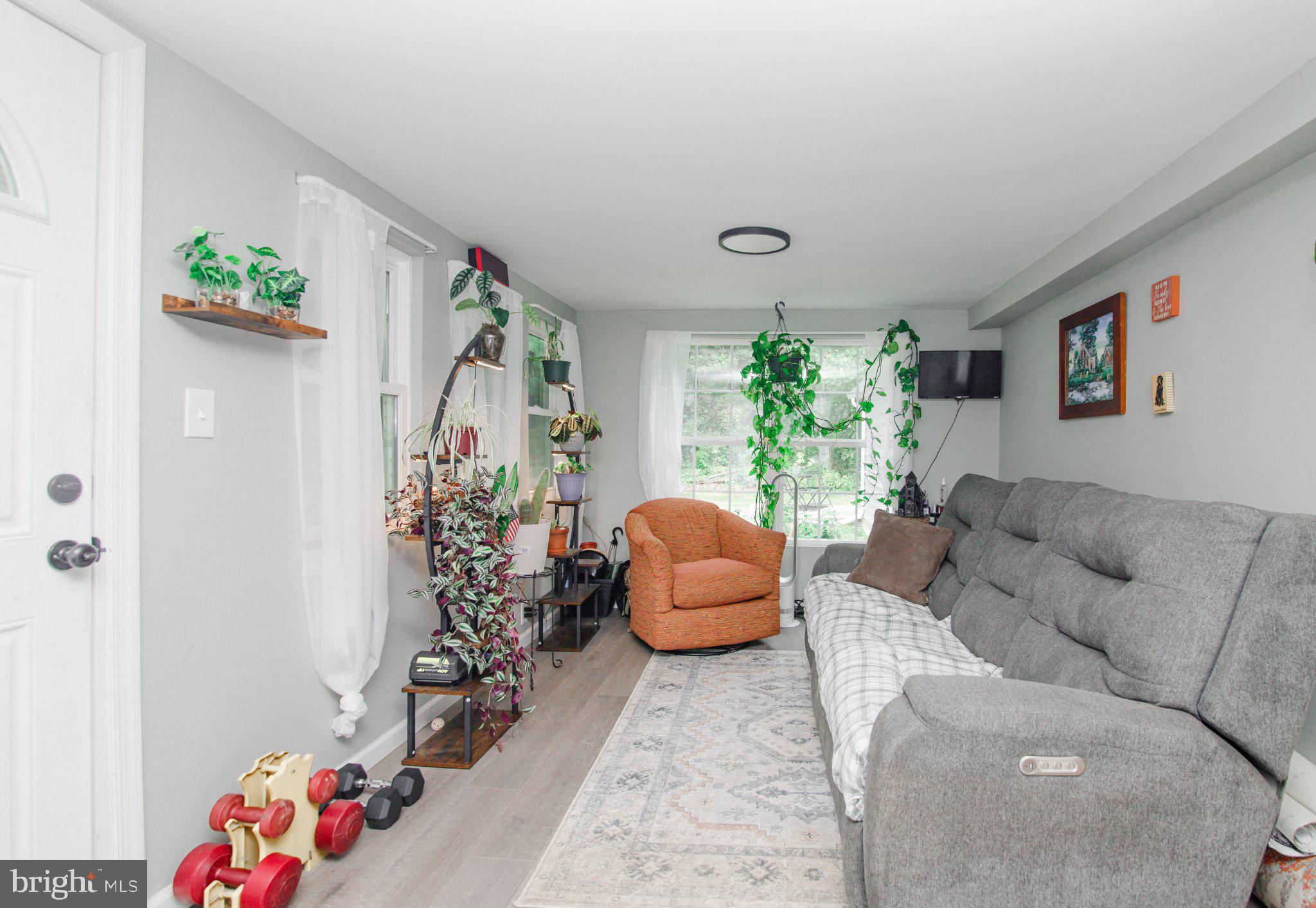 104 BELVUE ROAD