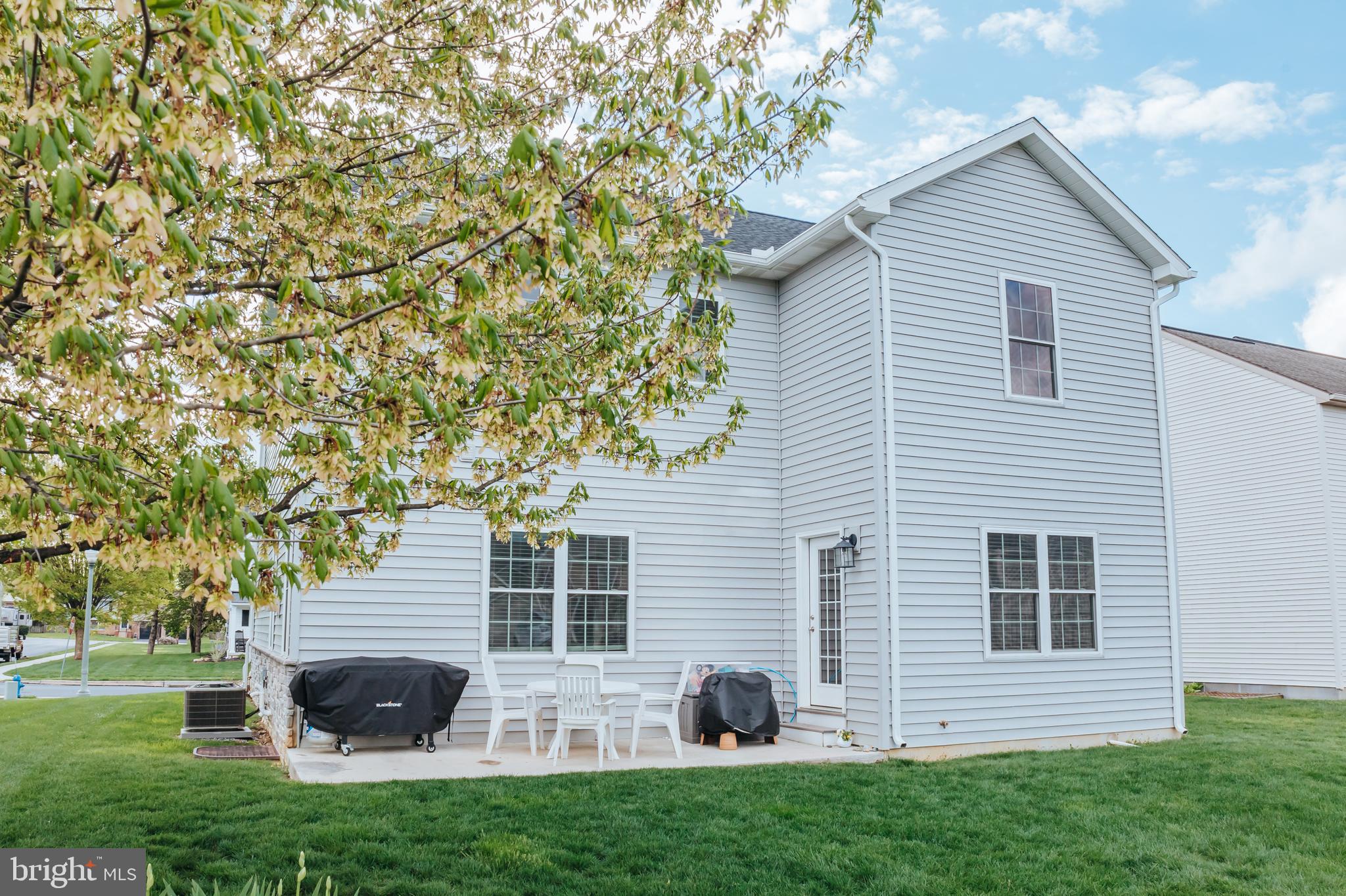 133 CHARLAN BOULEVARD