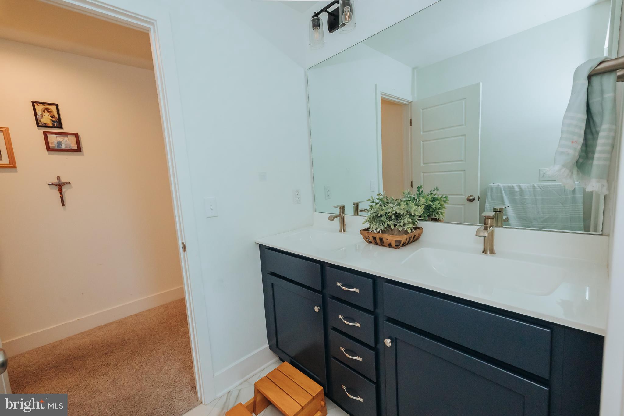 THE LAKES AT DONEGAL SPRINGS - Residential