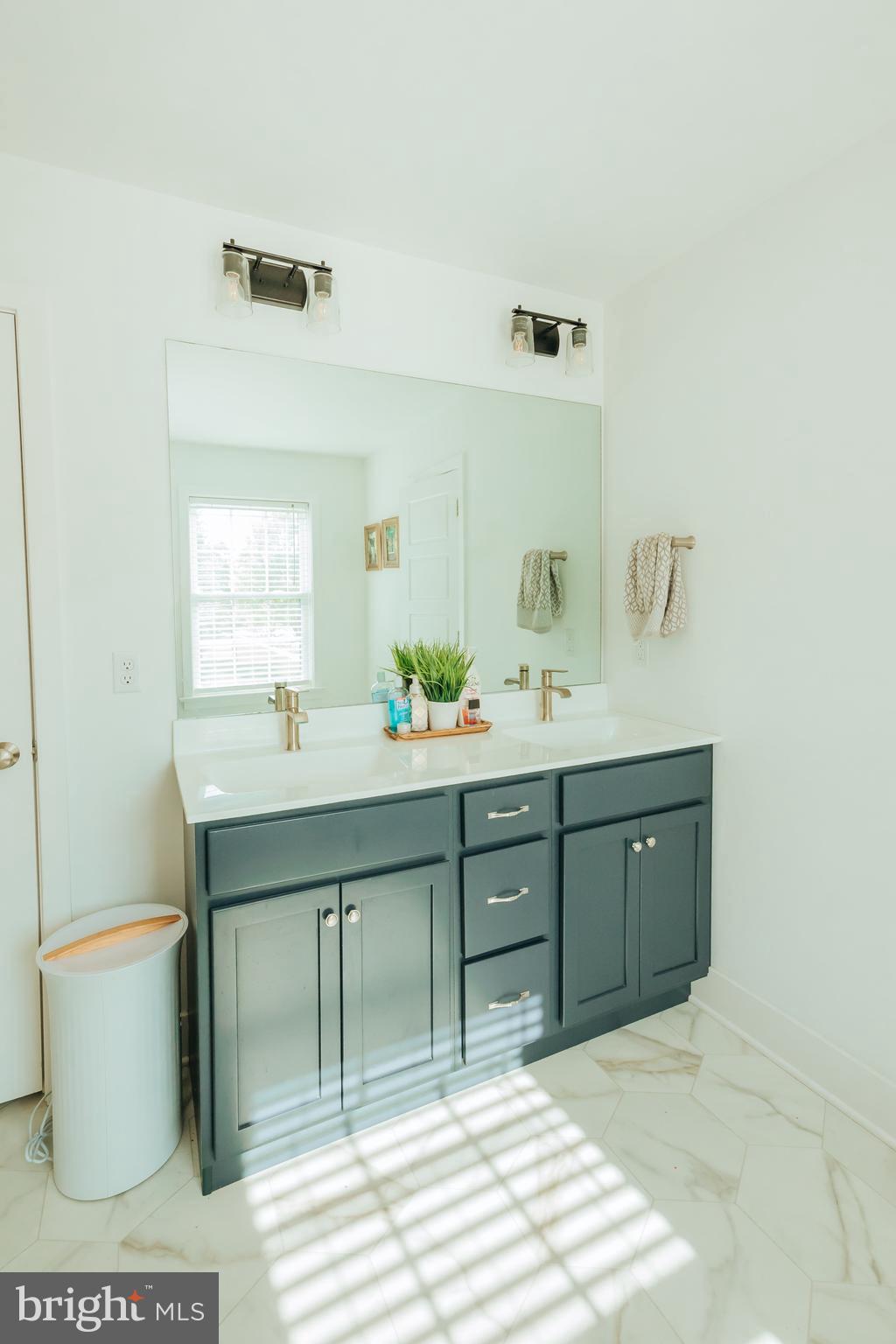 THE LAKES AT DONEGAL SPRINGS - Residential