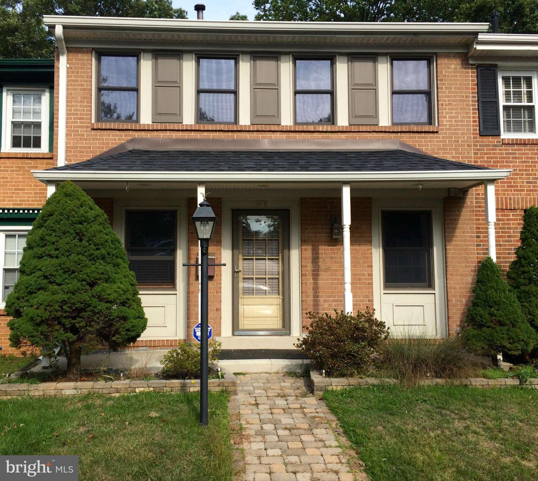 GREENWICH HILL - Residential Lease