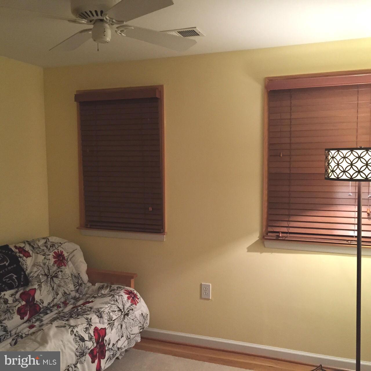 GREENWICH HILL - Residential Lease