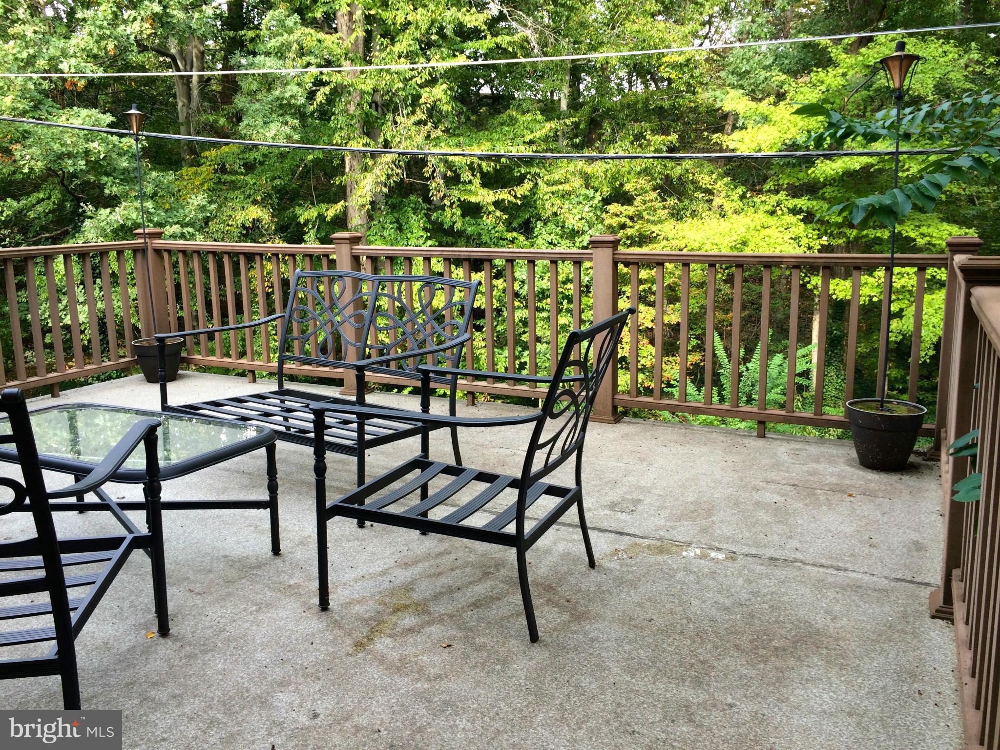 GREENWICH HILL - Residential Lease