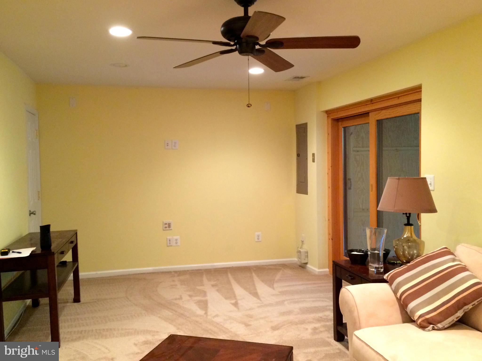 GREENWICH HILL - Residential Lease