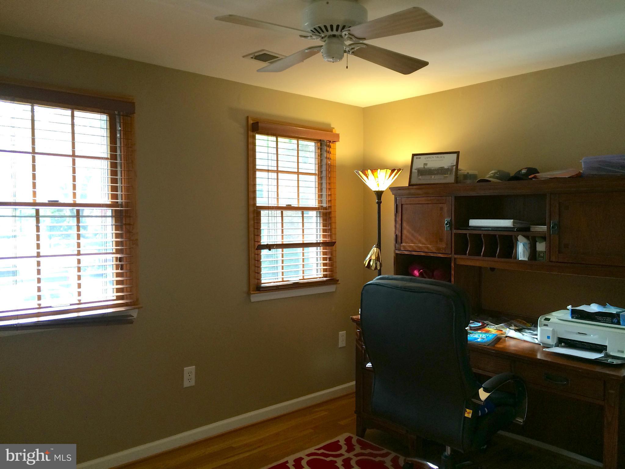 GREENWICH HILL - Residential Lease