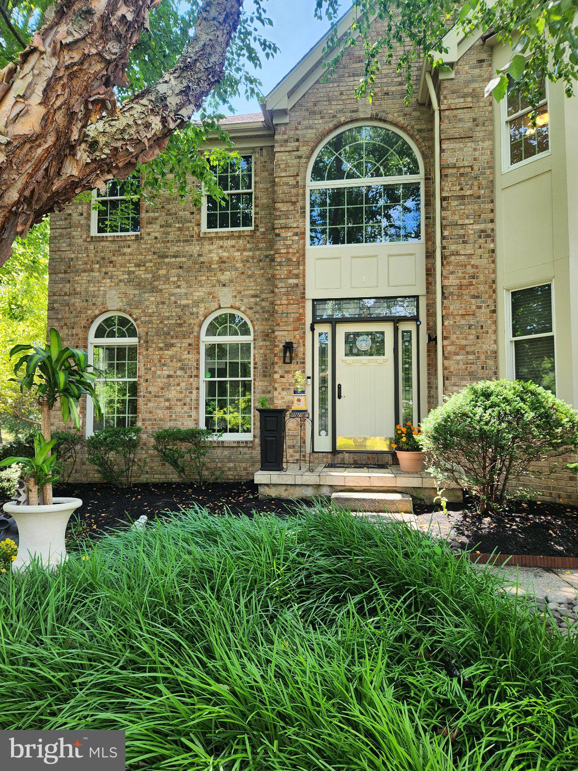 1 SHELLEY COURT