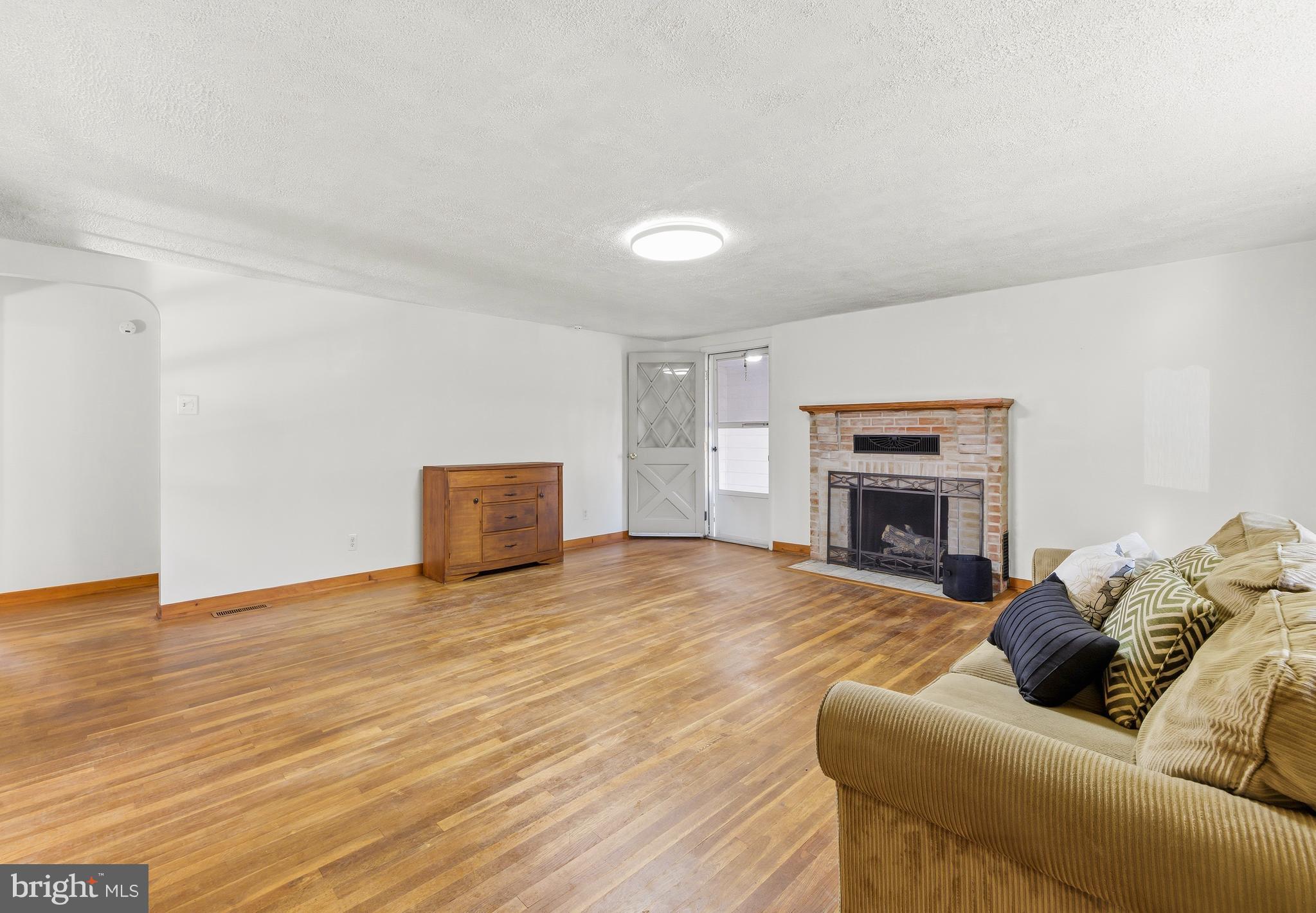 300 ALLOWAY ALDINE ROAD