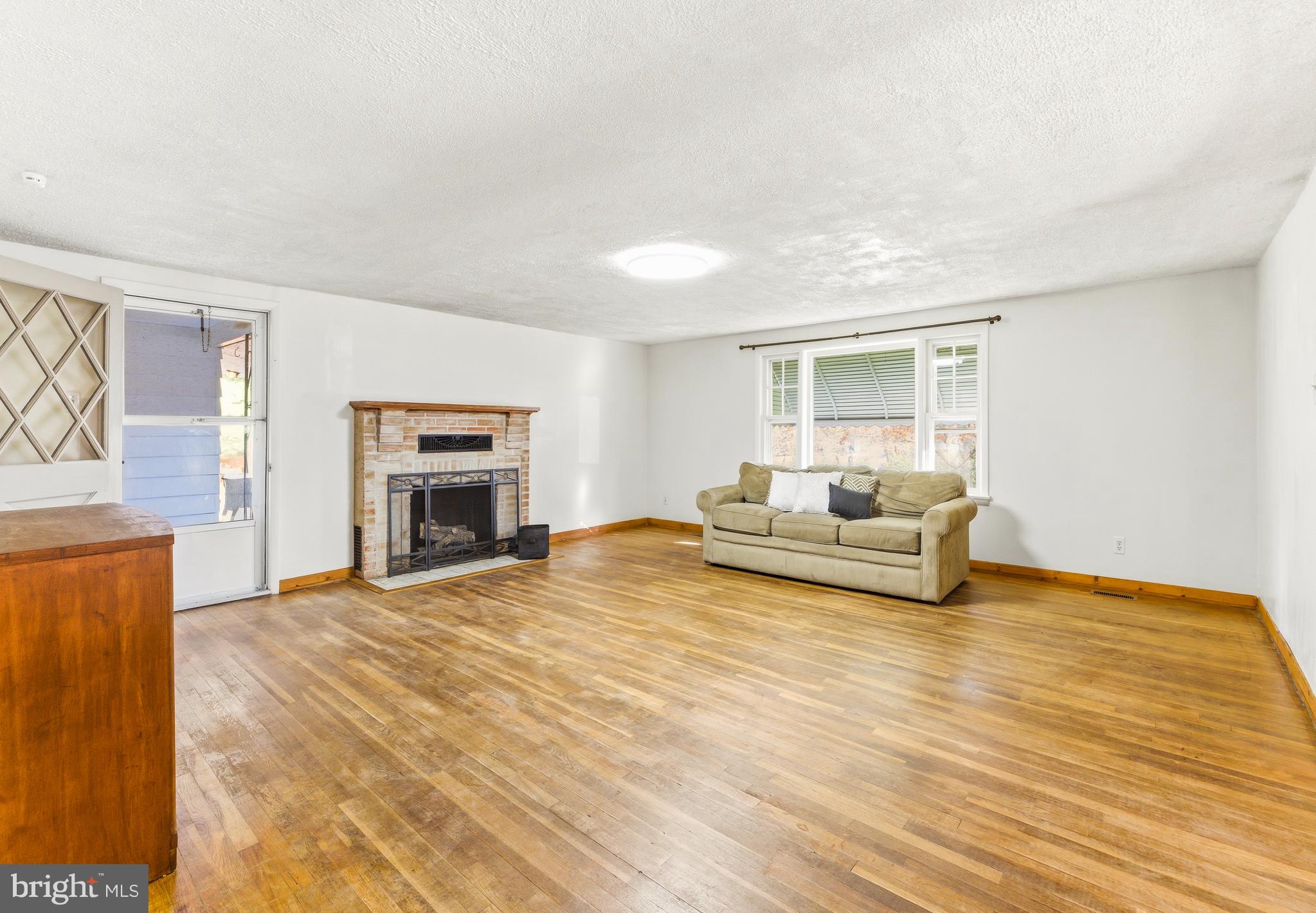 300 ALLOWAY ALDINE ROAD