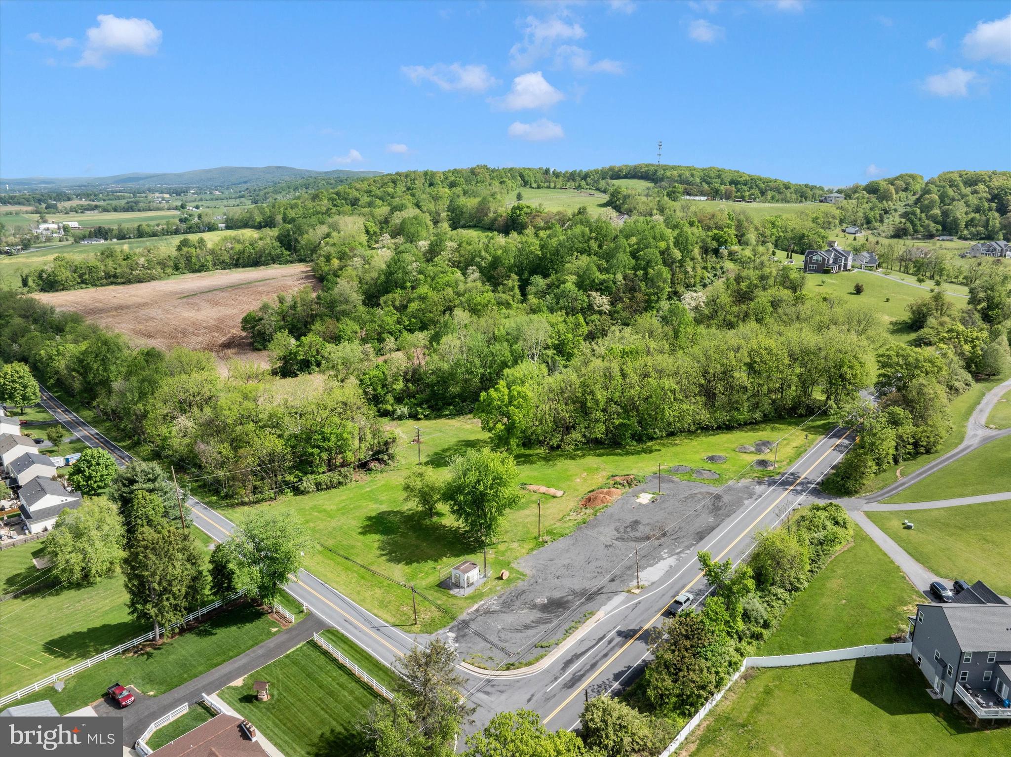 4226 JEFFERSON PIKE