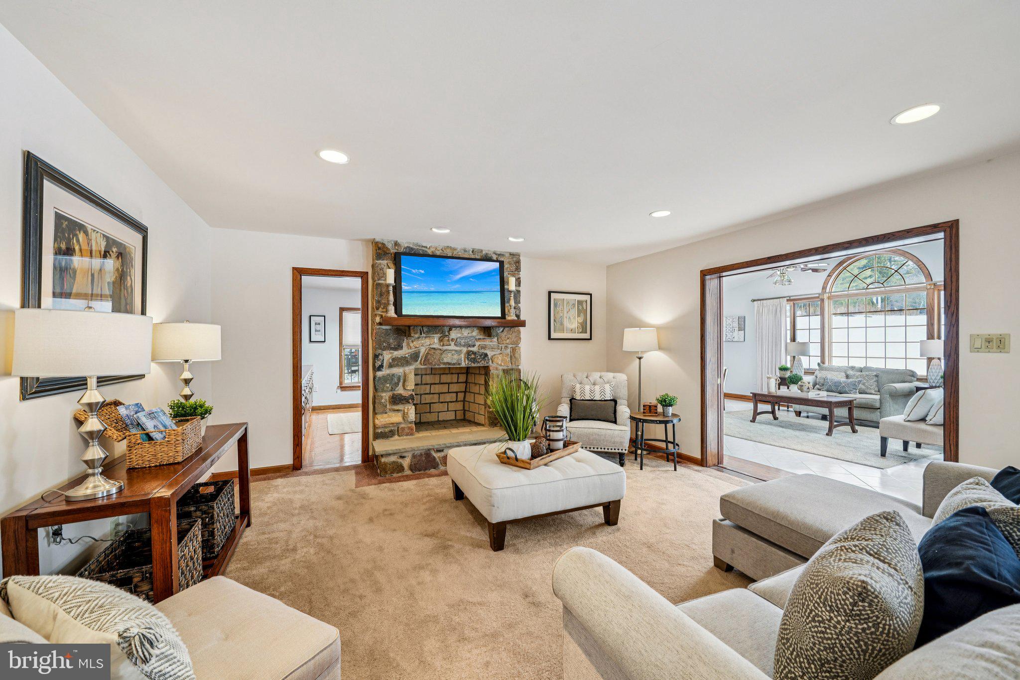 RADNOR CHASE - Residential