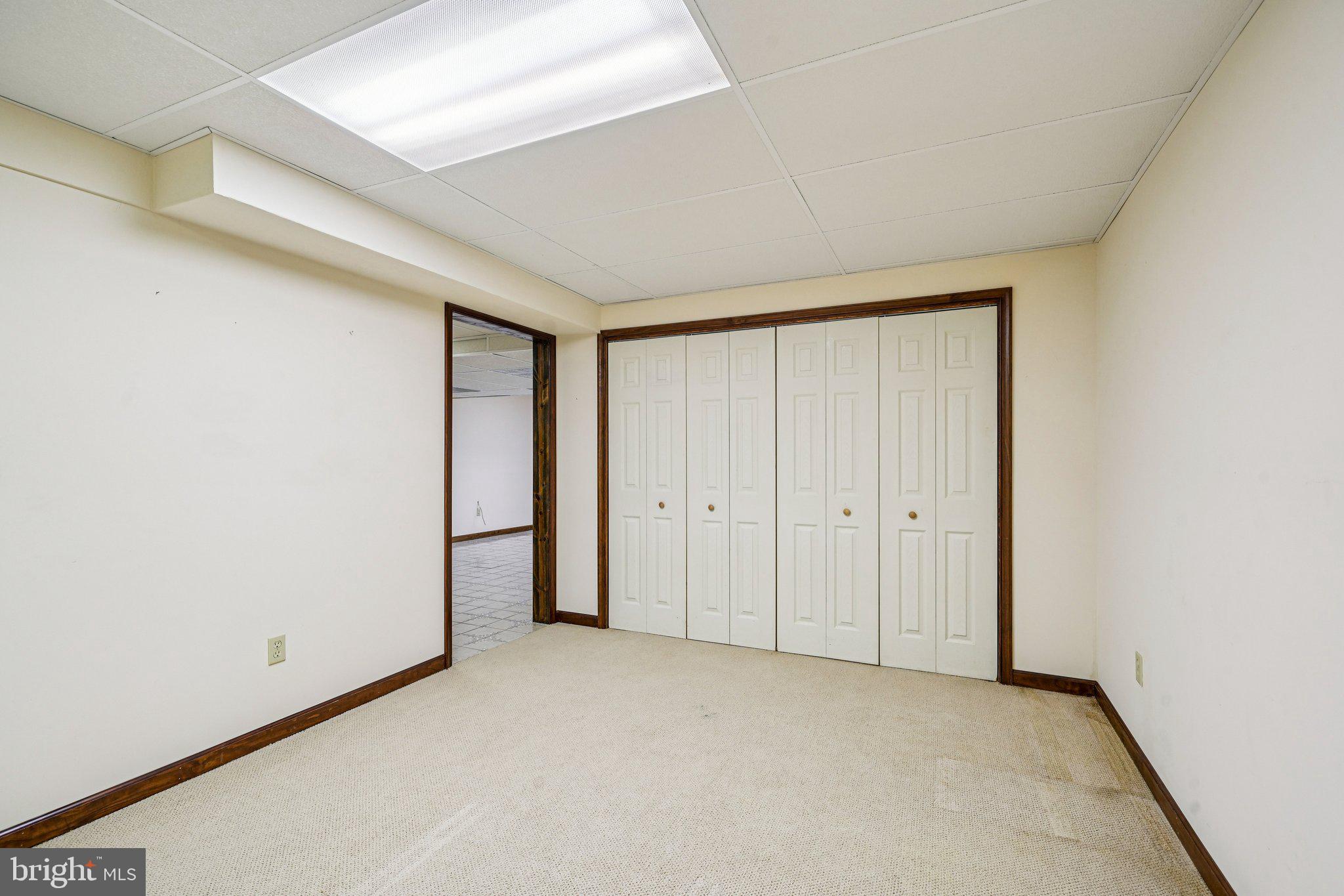 RADNOR CHASE - Residential