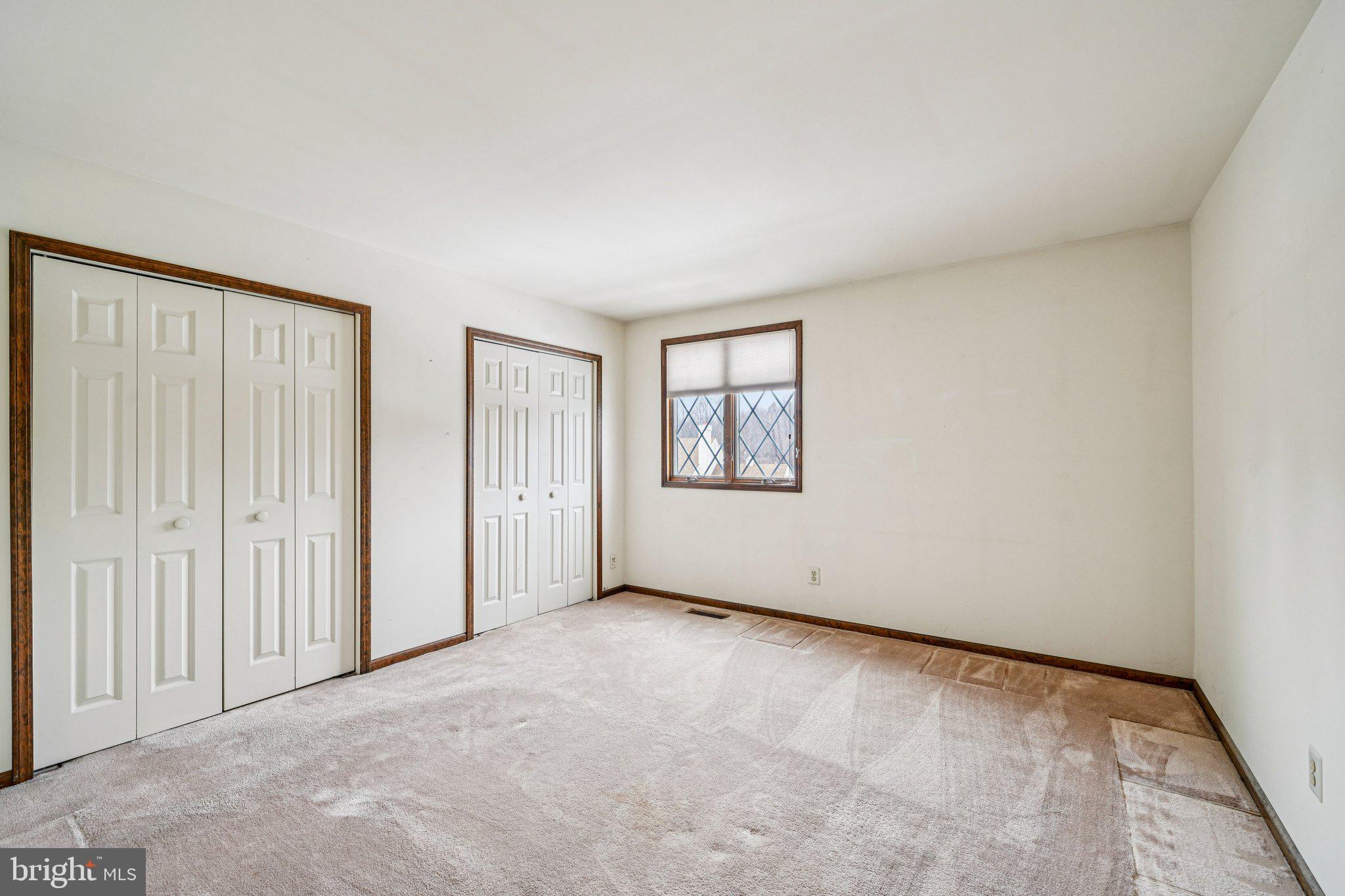 RADNOR CHASE - Residential