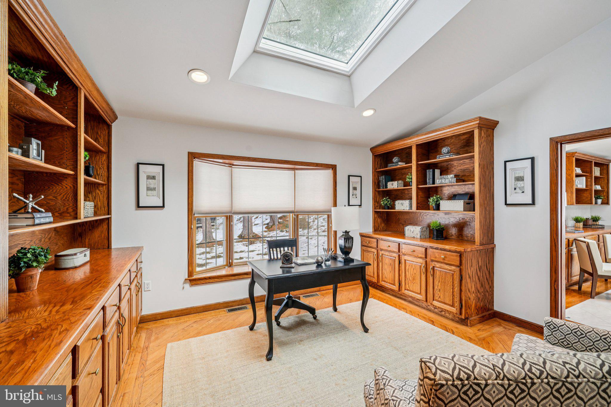 RADNOR CHASE - Residential