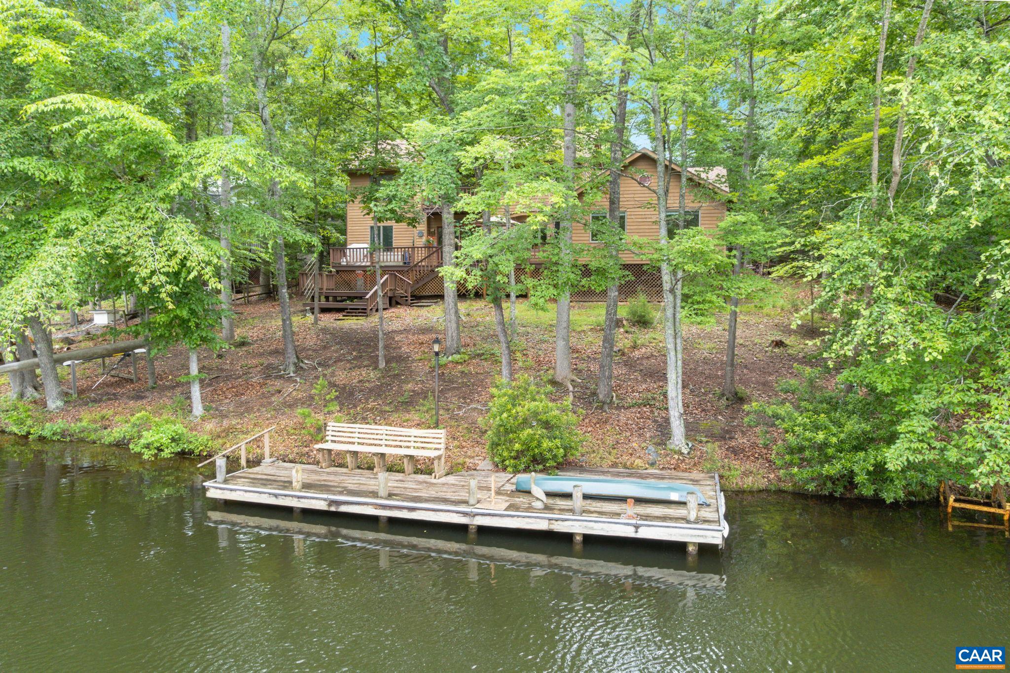 LAKE MONTICELLO - Residential