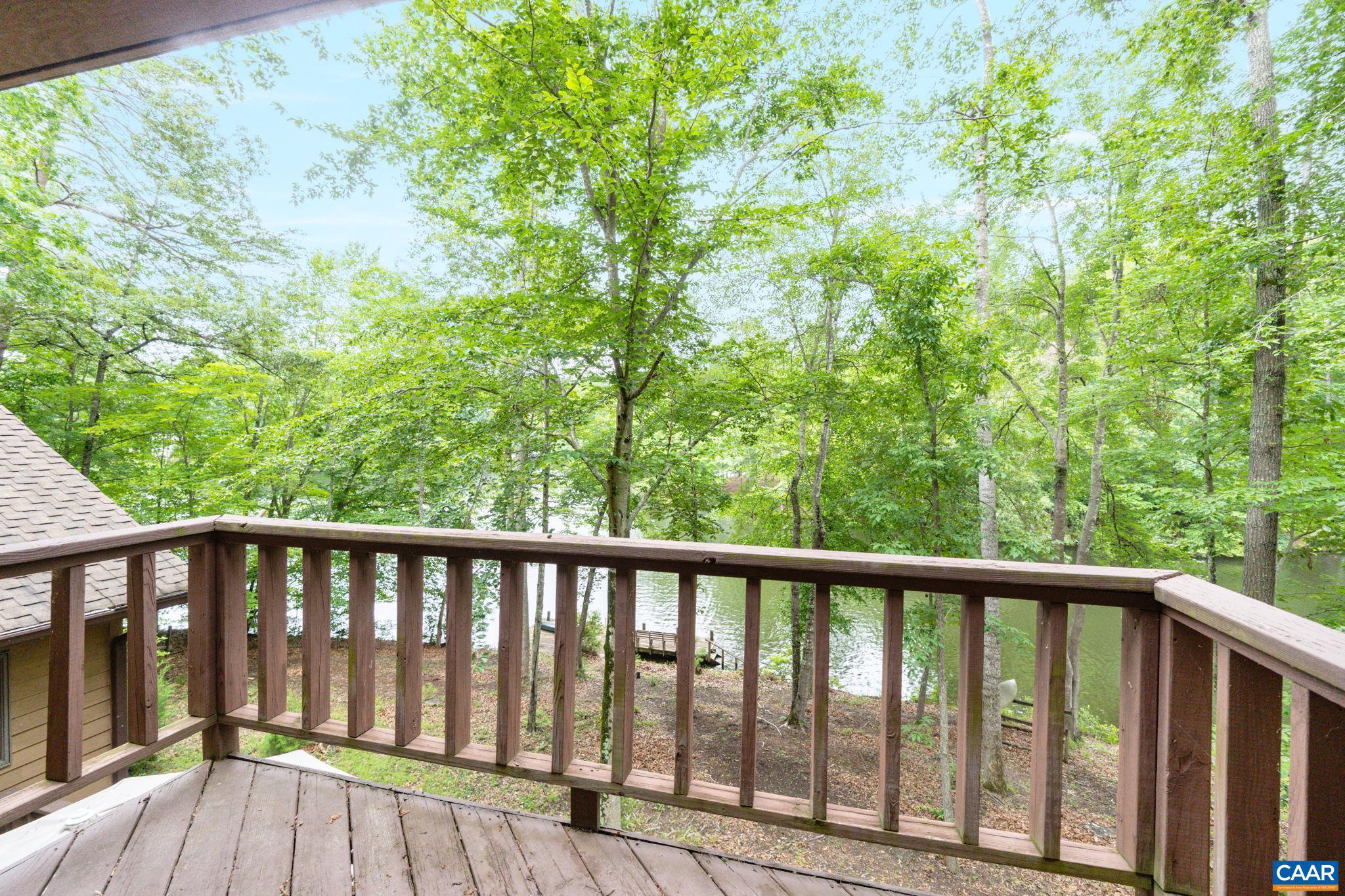 LAKE MONTICELLO - Residential