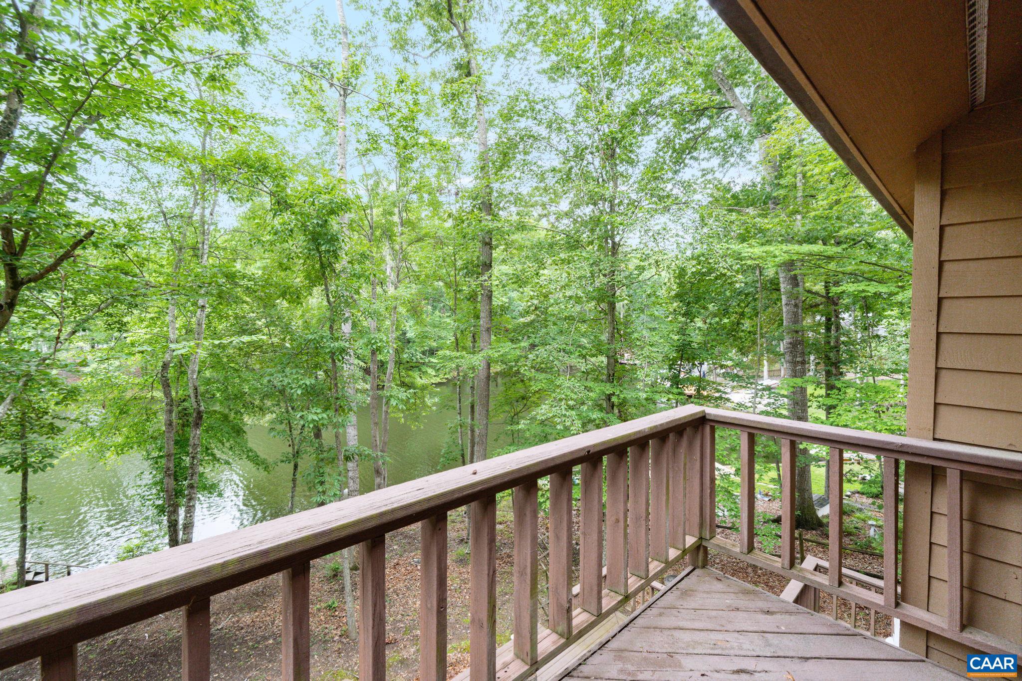 LAKE MONTICELLO - Residential