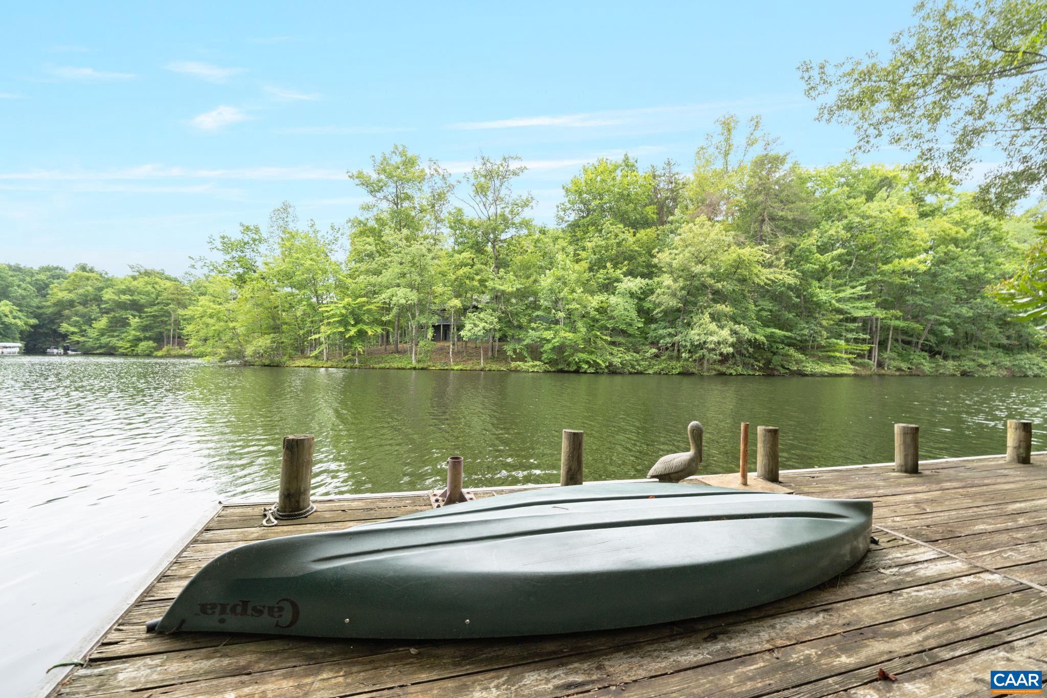 LAKE MONTICELLO - Residential