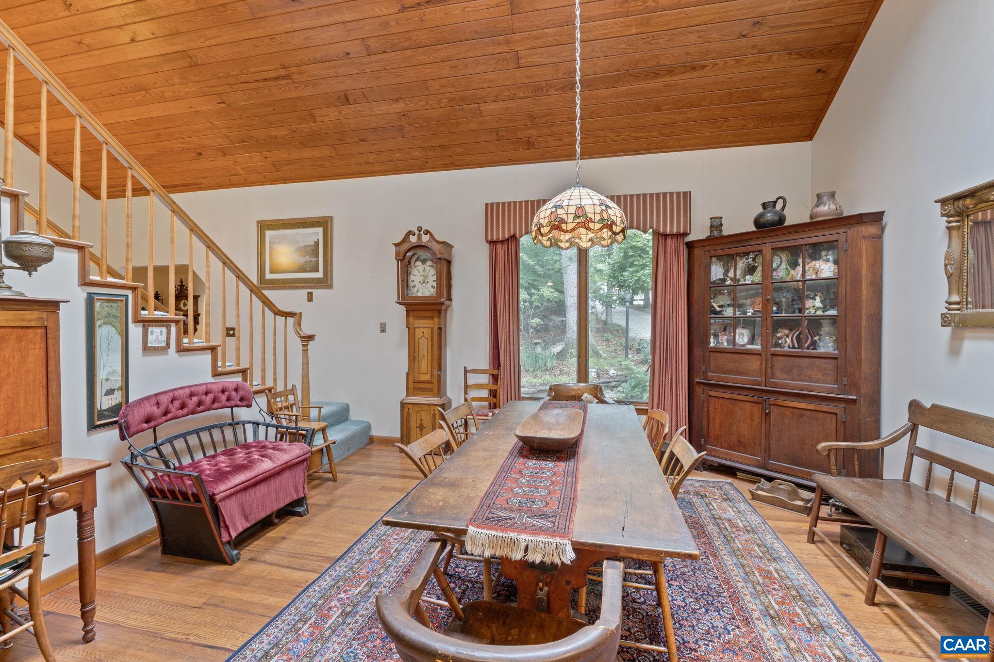 LAKE MONTICELLO - Residential