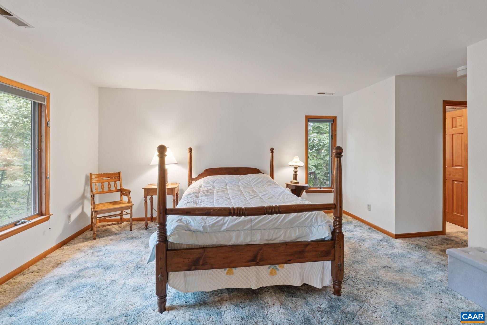 LAKE MONTICELLO - Residential