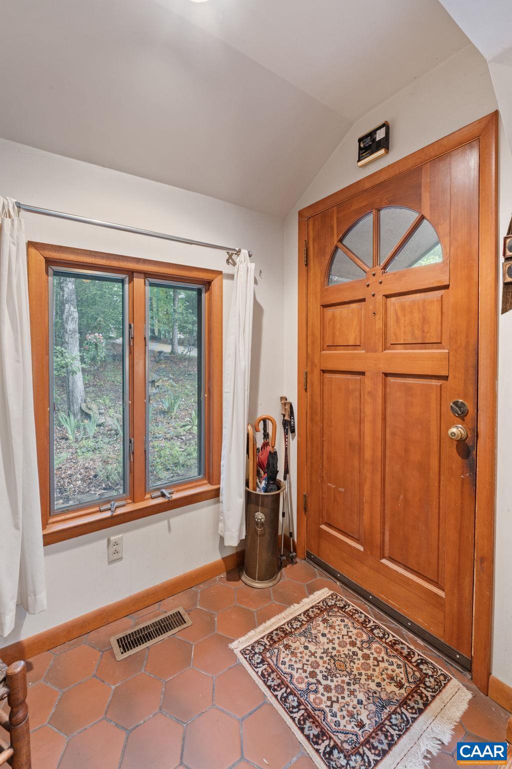 LAKE MONTICELLO - Residential