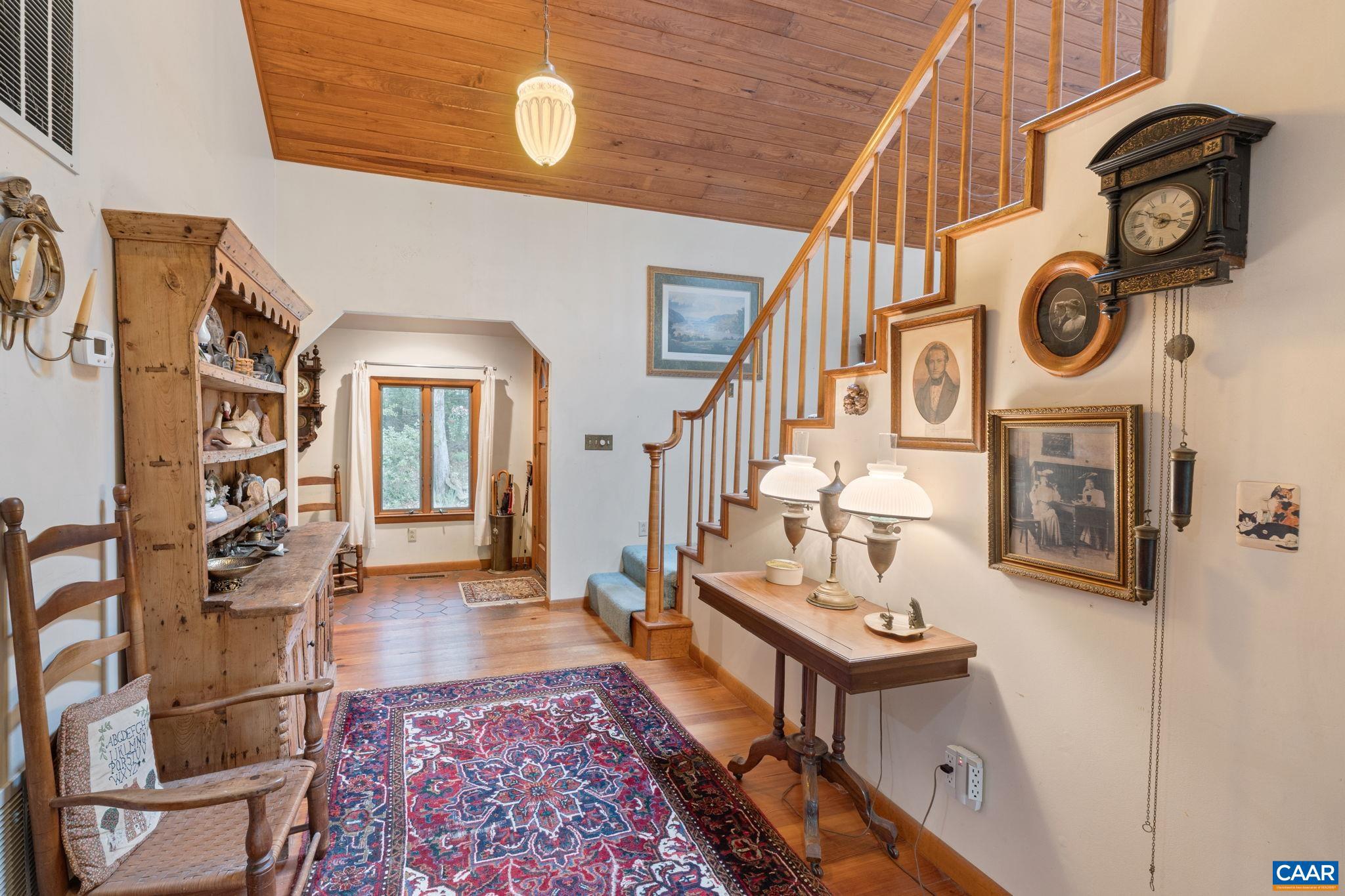 LAKE MONTICELLO - Residential