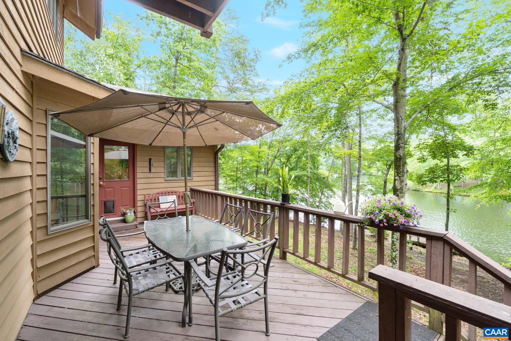 LAKE MONTICELLO - Residential