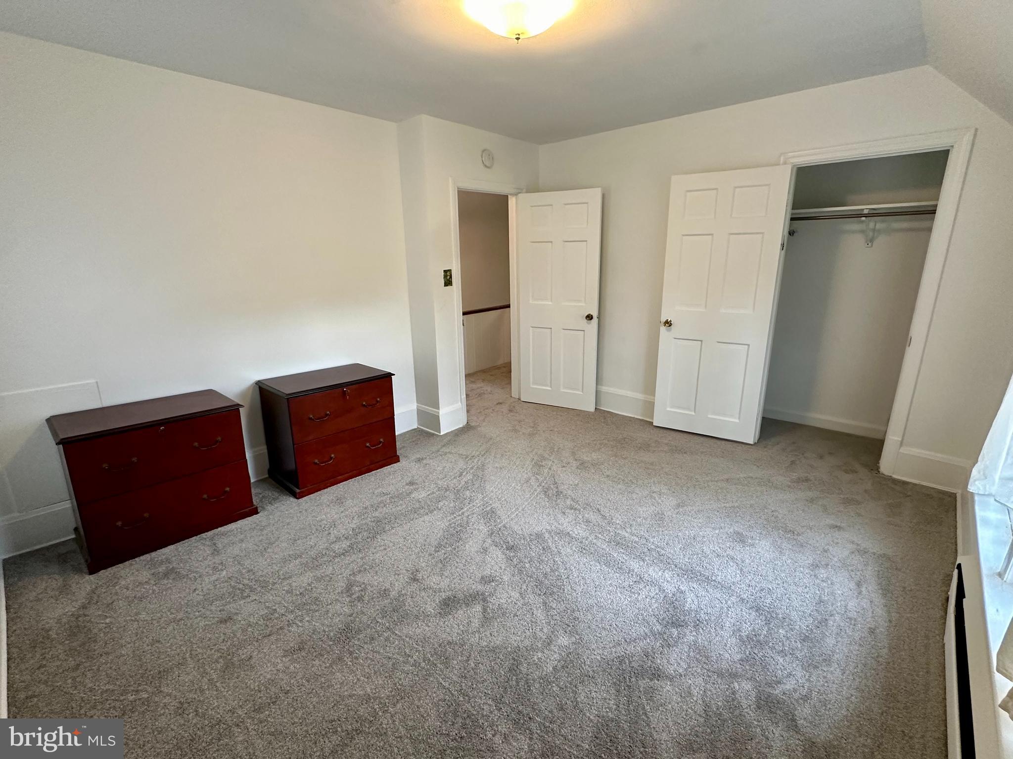 LAKE EVESHAM - Residential Lease