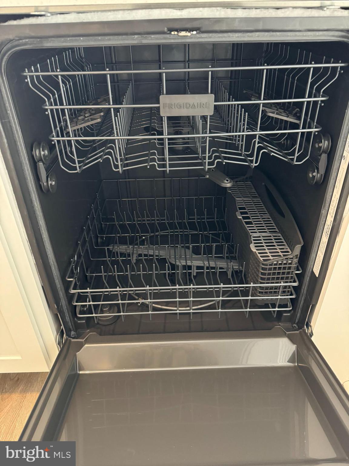 WILLOW GROVE - Residential Lease